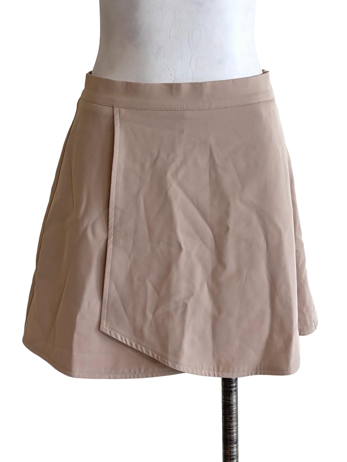 Nude Beige Skorts
