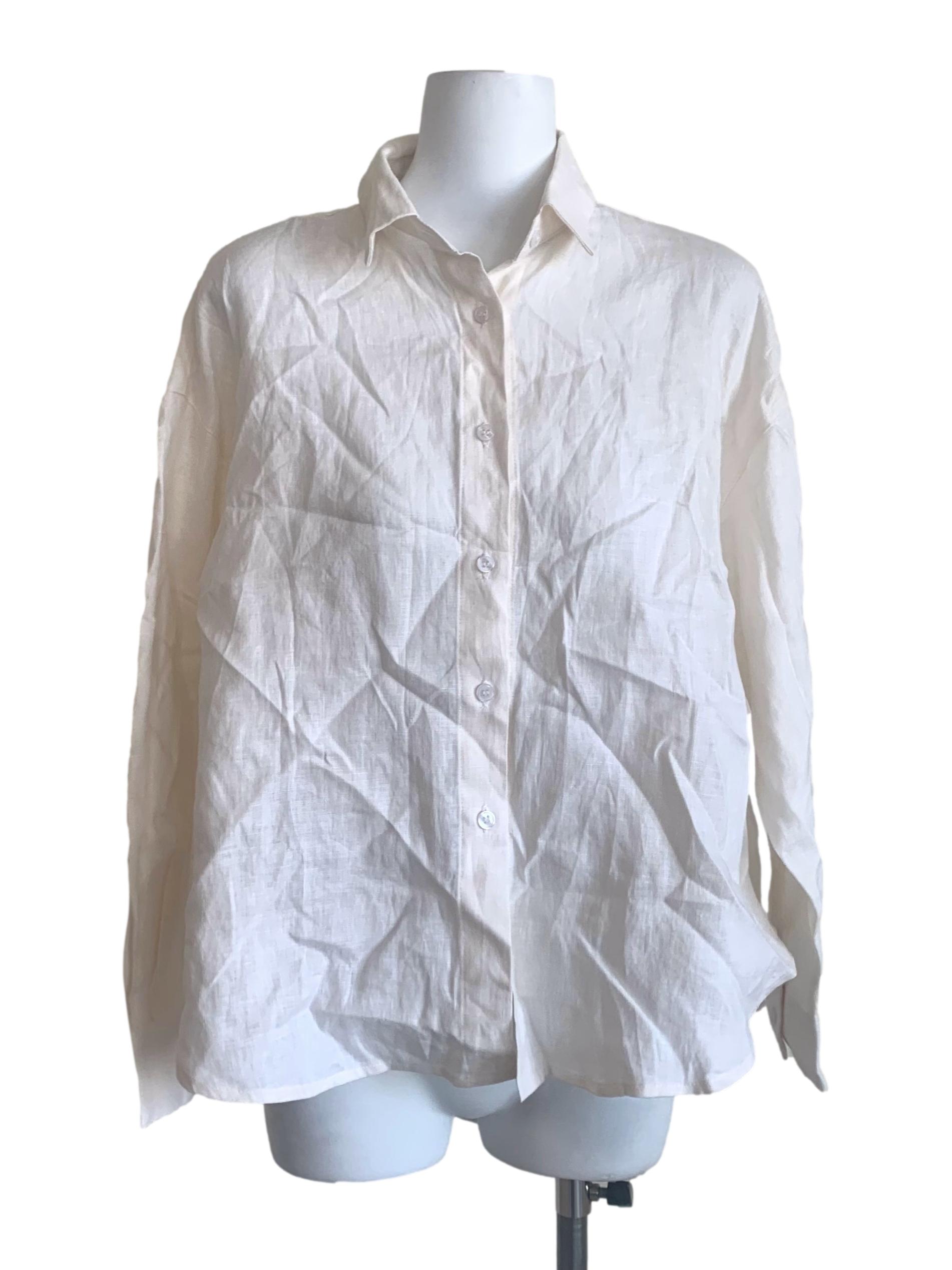 Ivory White Collared Top
