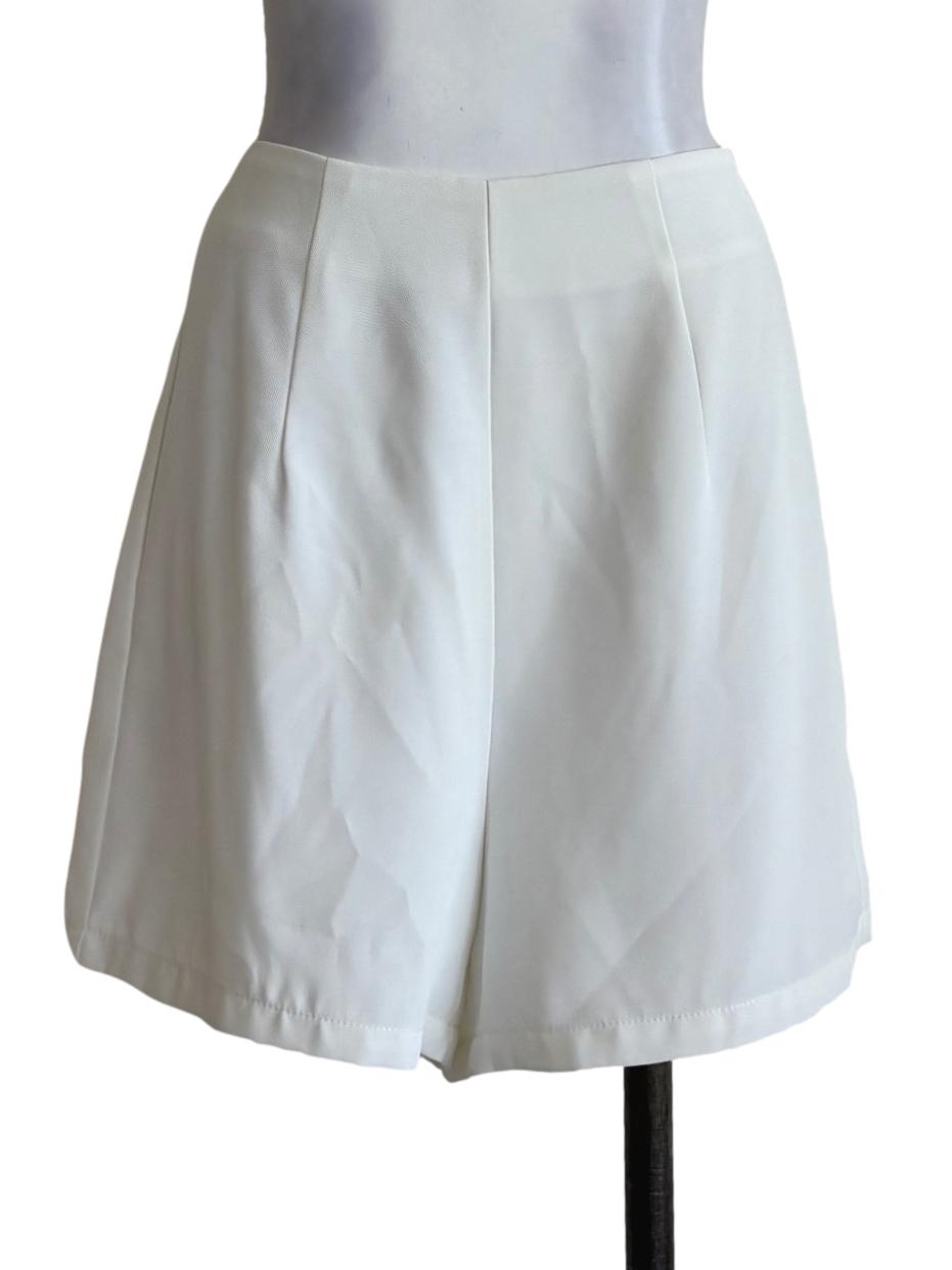 Powder White Short Pants TWL