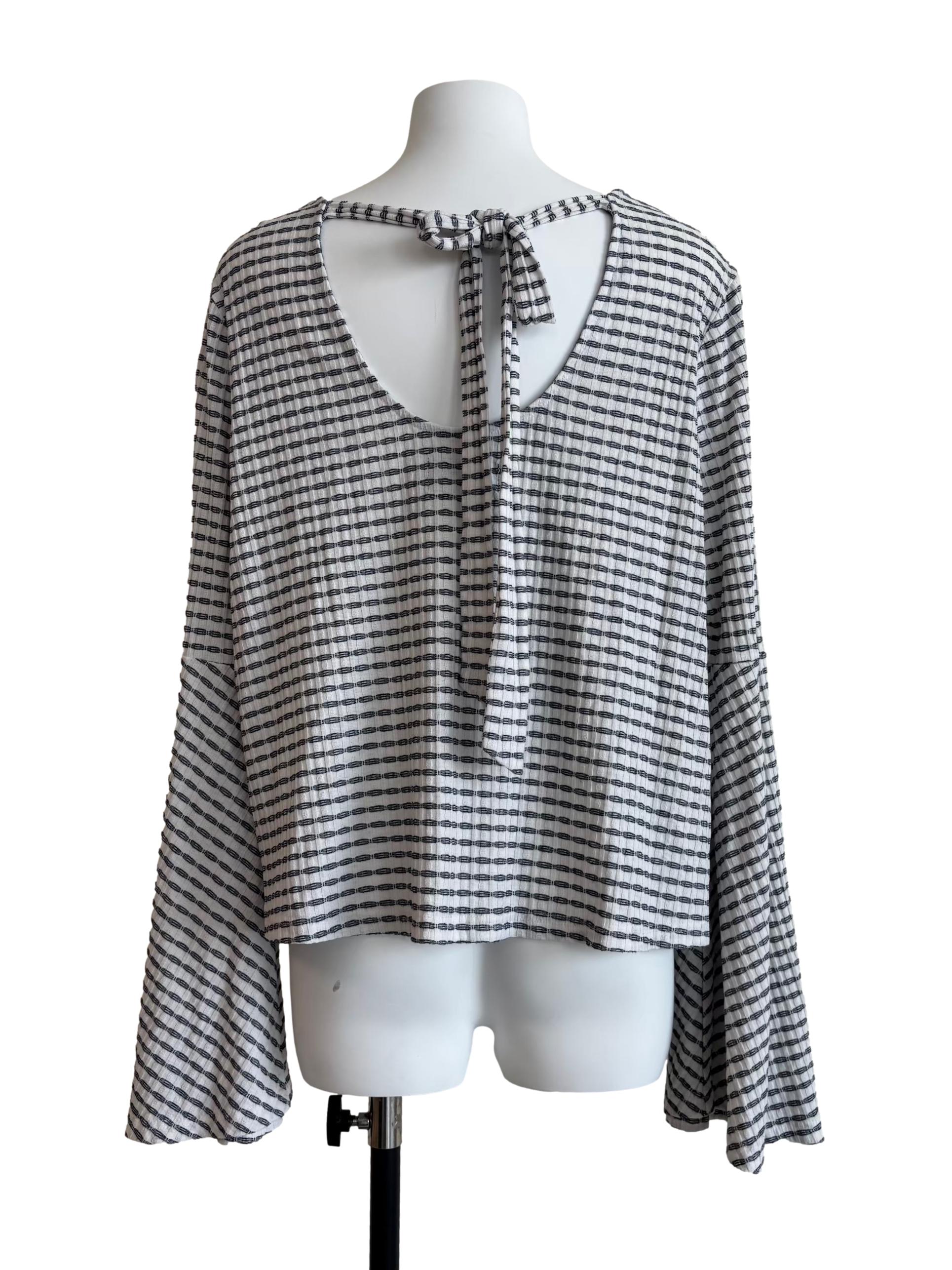 Black And White Stripe Scoop Neck Top