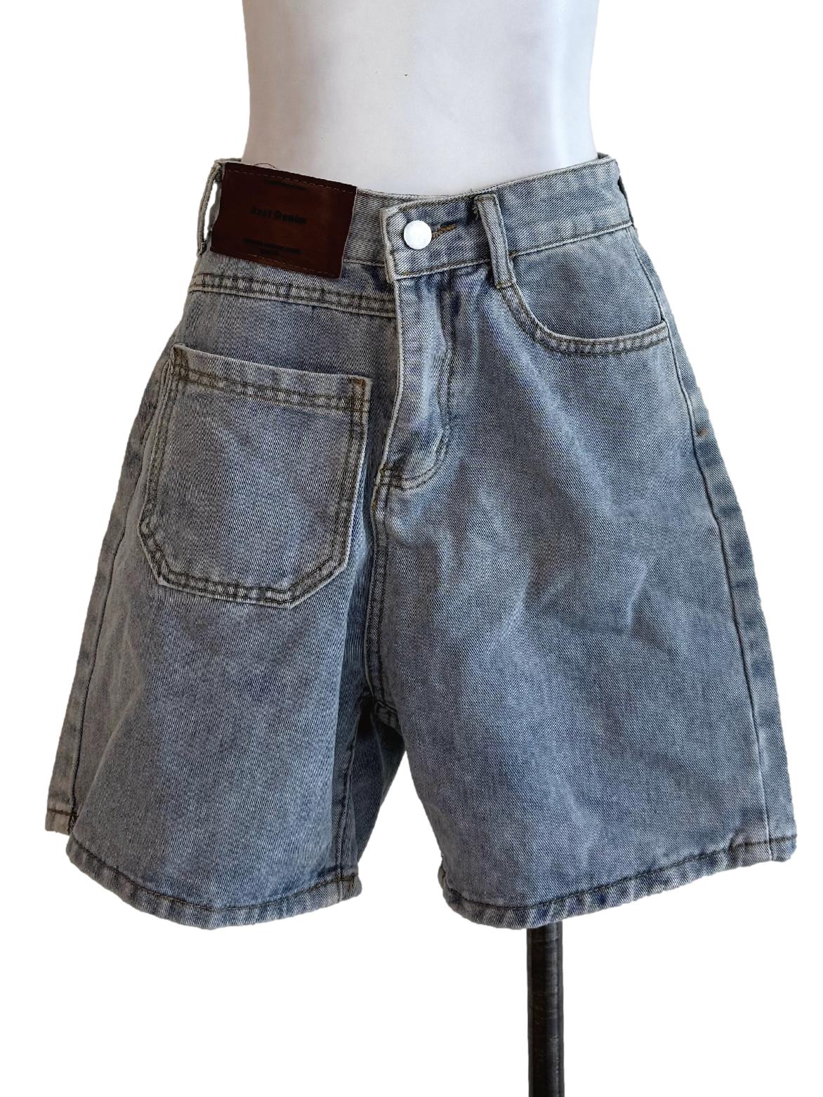 Wash Denim Short Pants