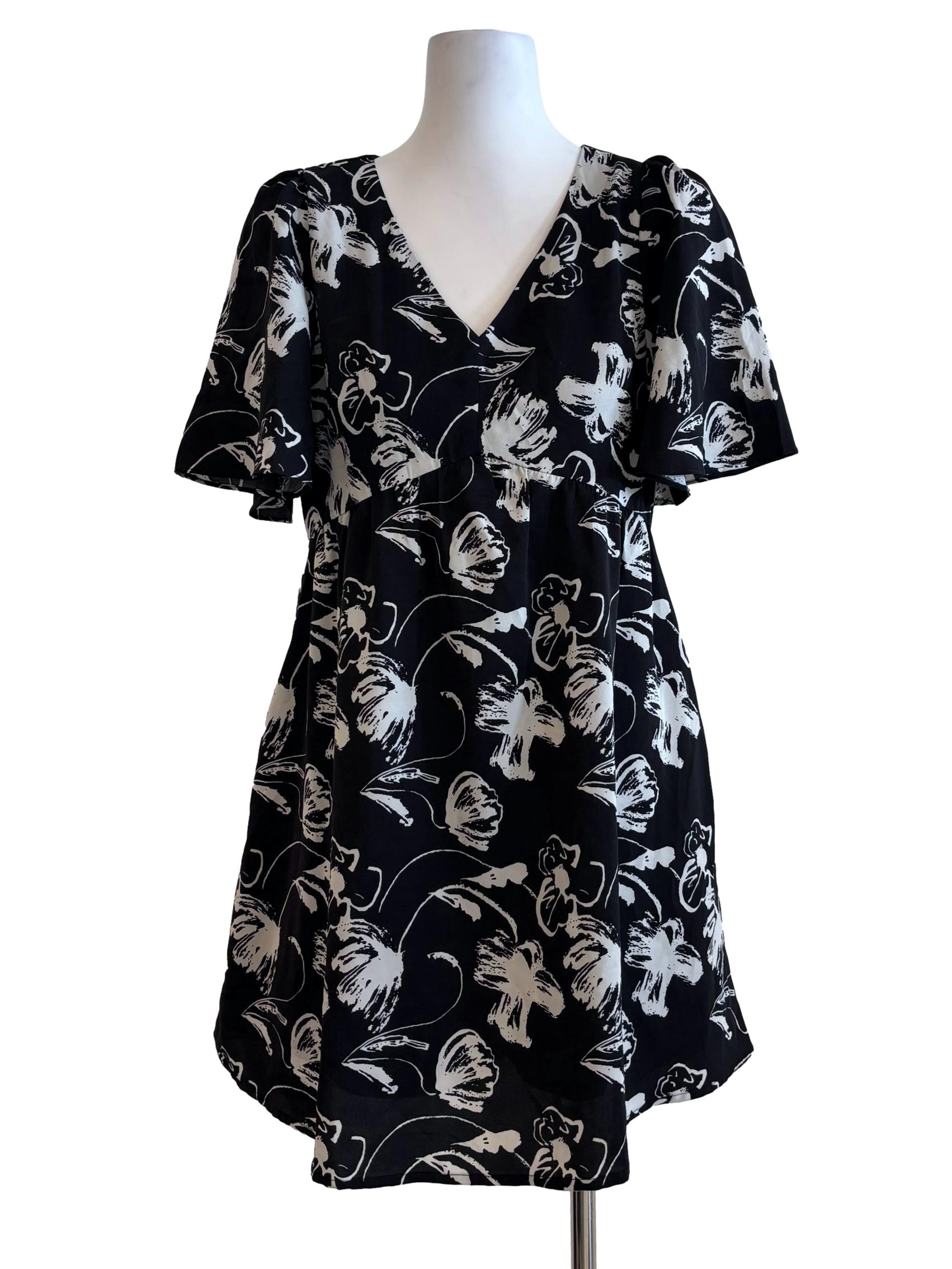 Black White Floral Patterned Dress