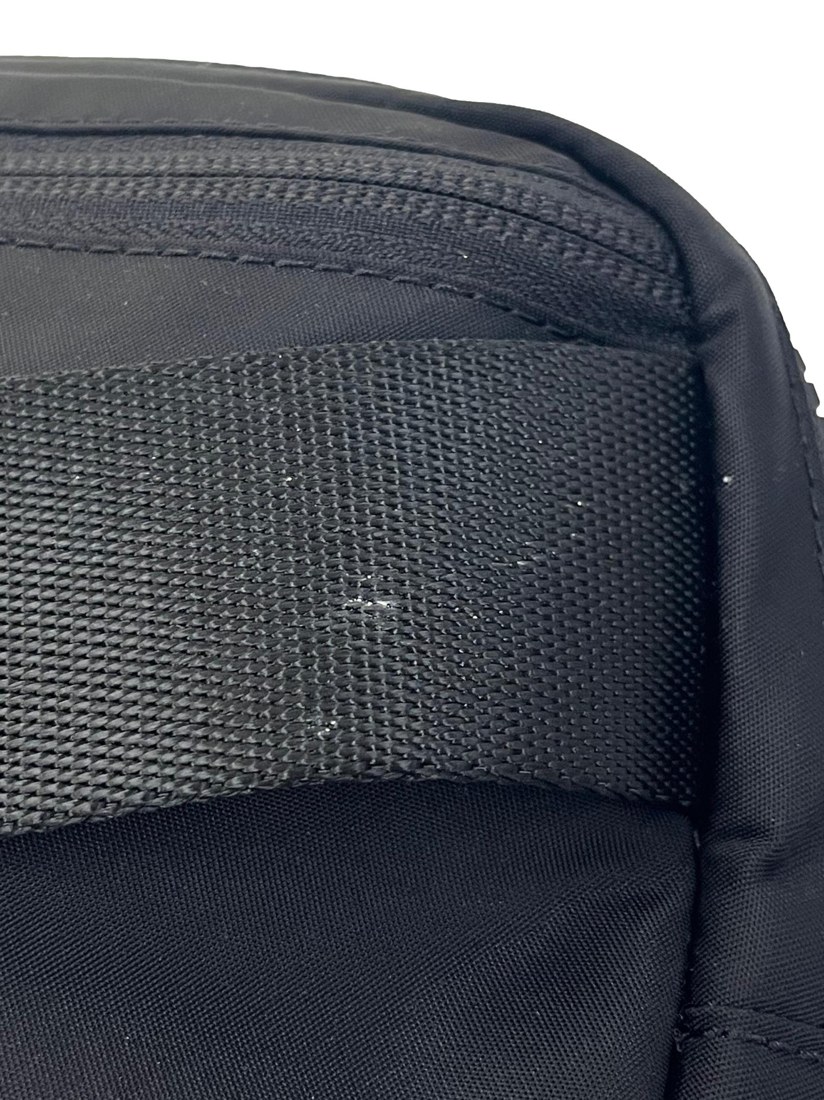 Black Everywhere Belt Bag