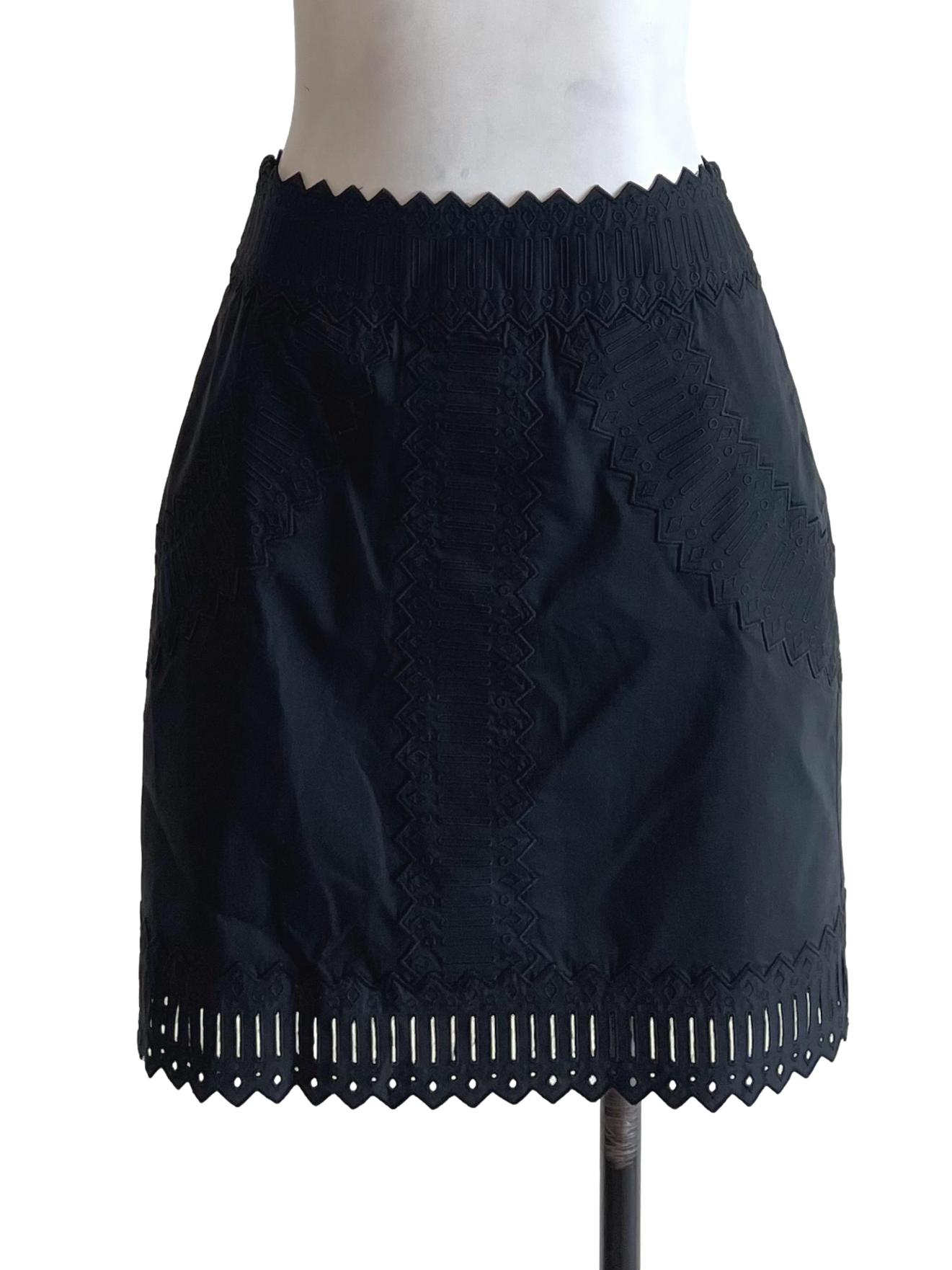 Black Embroidery Pencil Skirt