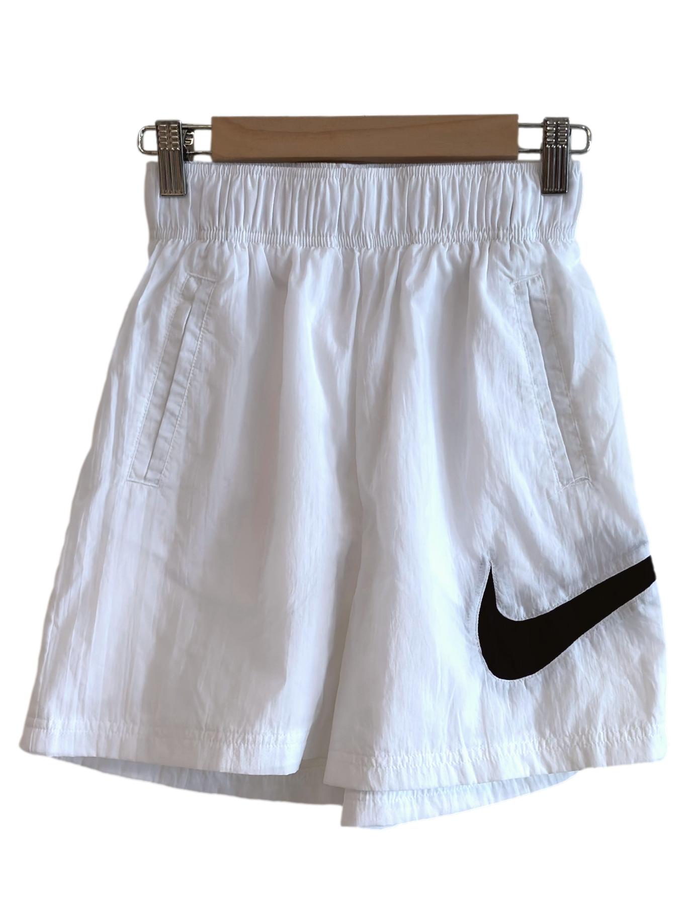 Daisy White Logo Short