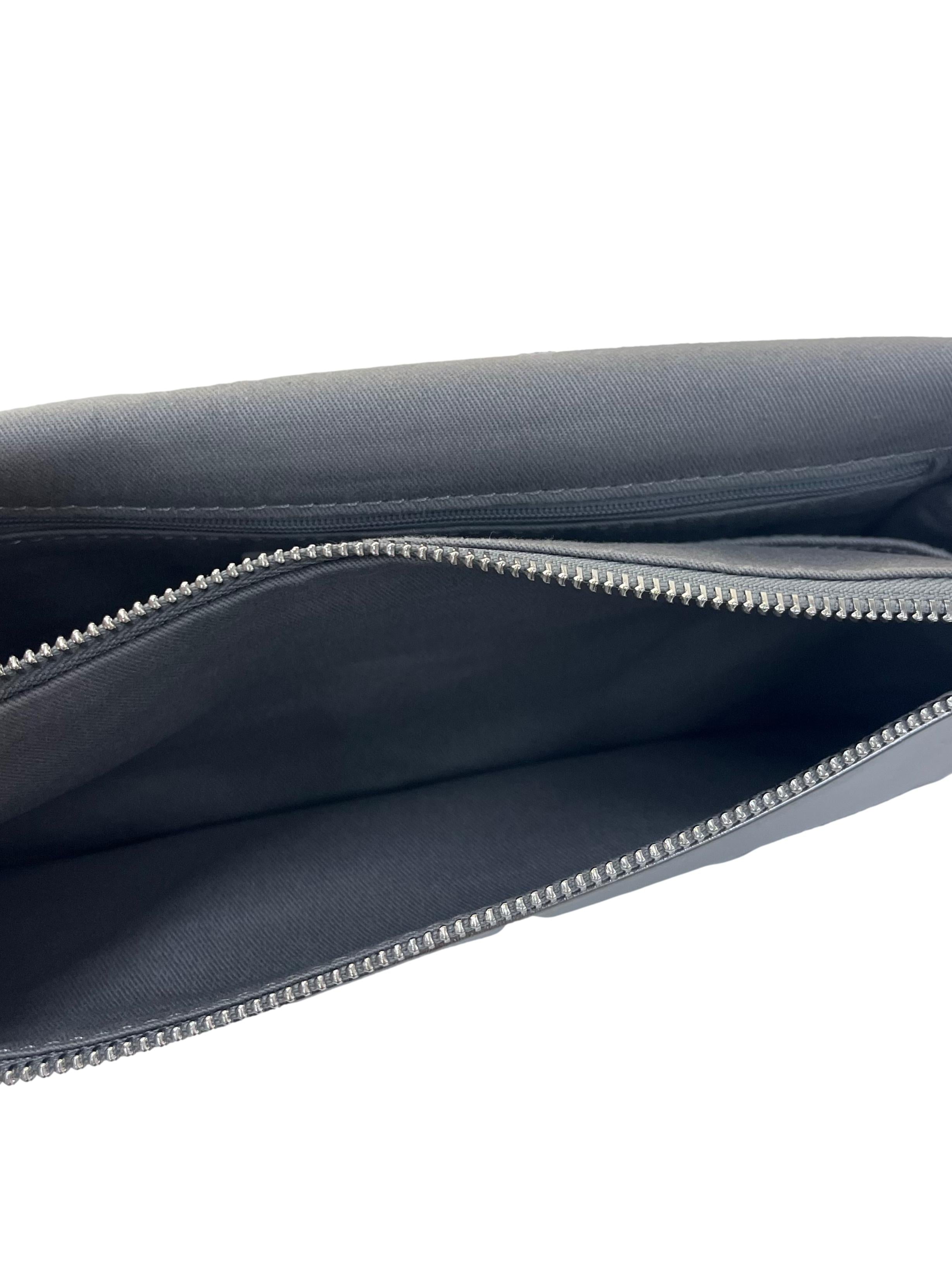 Silver Sianna Metallic Chain-Handle Shoulder Bag