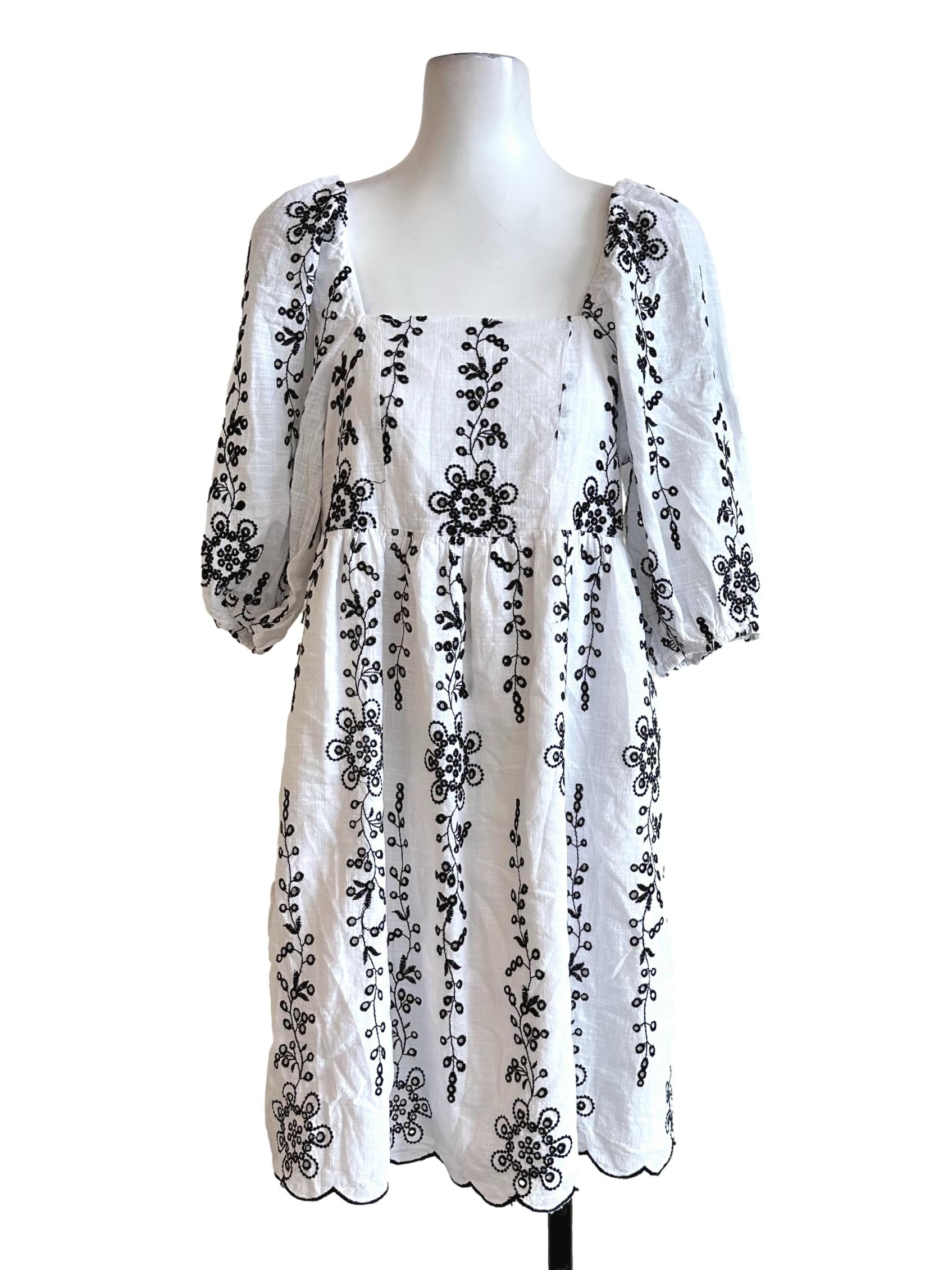 Pearl White Embroidery Pattern Dress