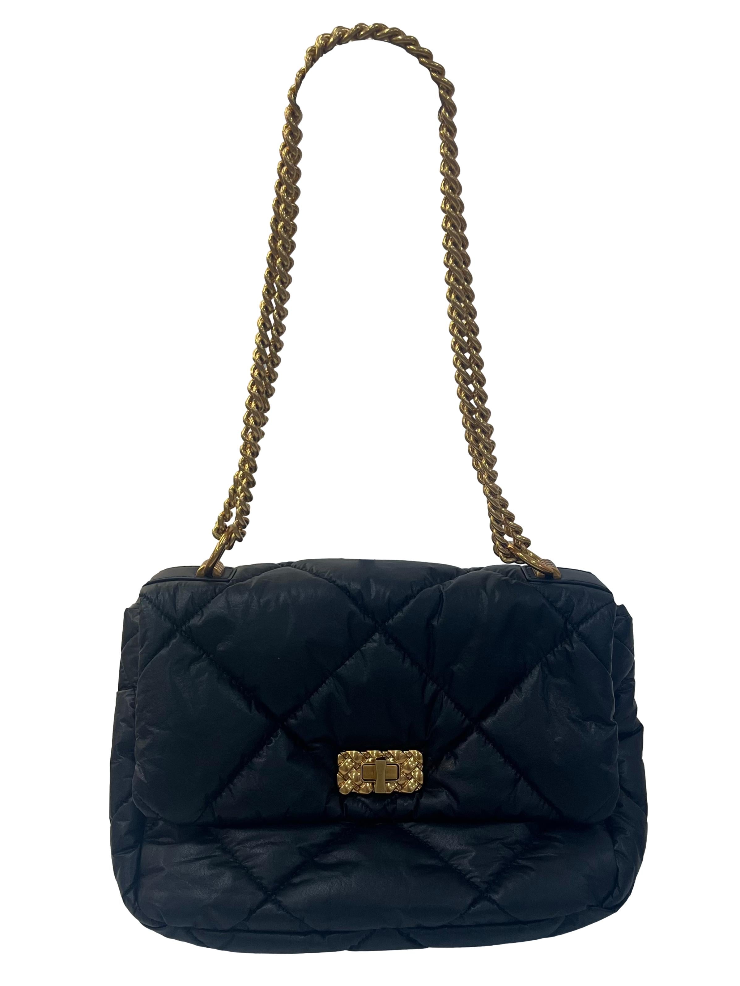 Black Puffy Quilted Shoulder Bag With Gold Chain