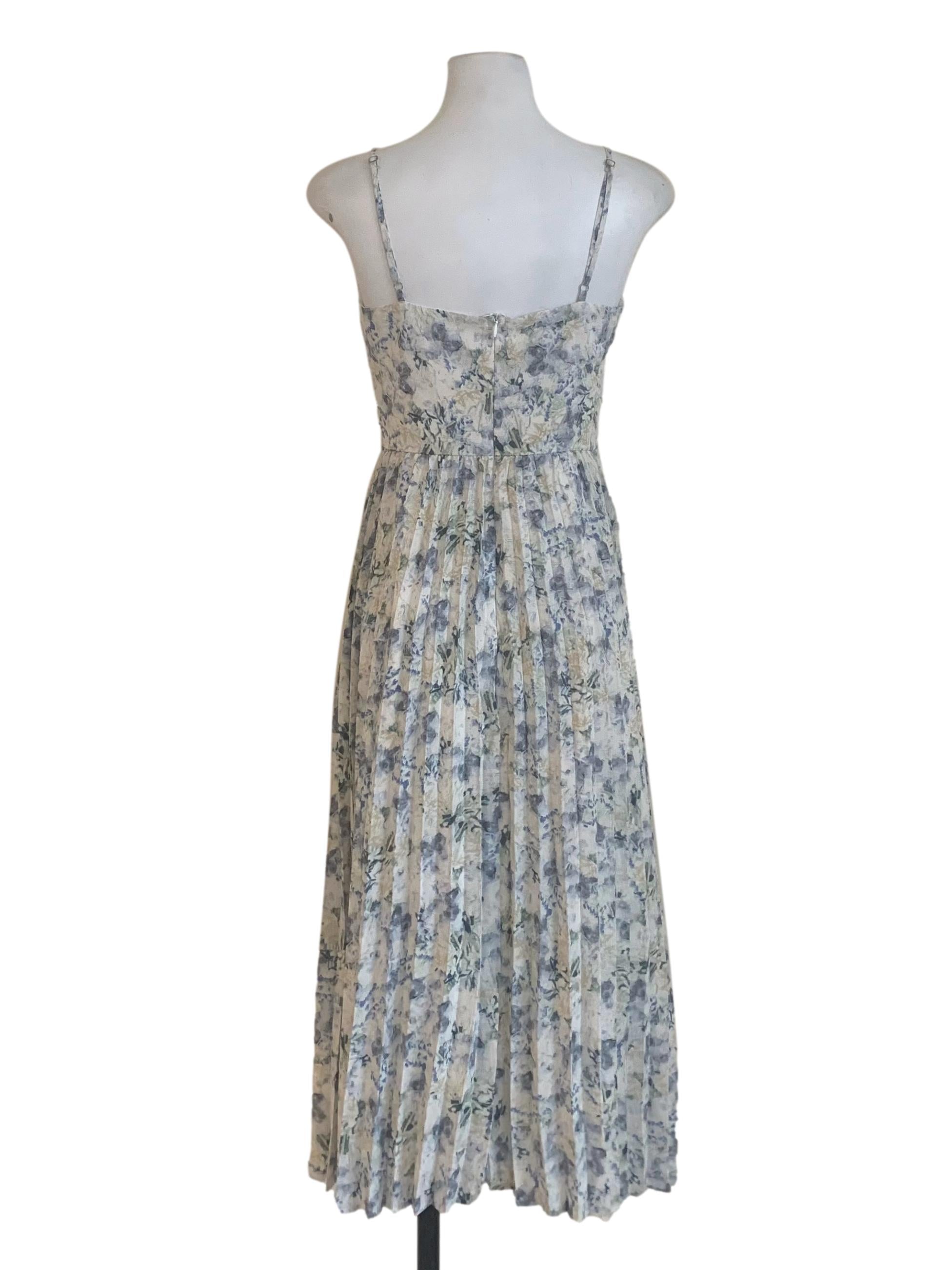 Chiffon White Blue Floral Pattern Pleated Dress