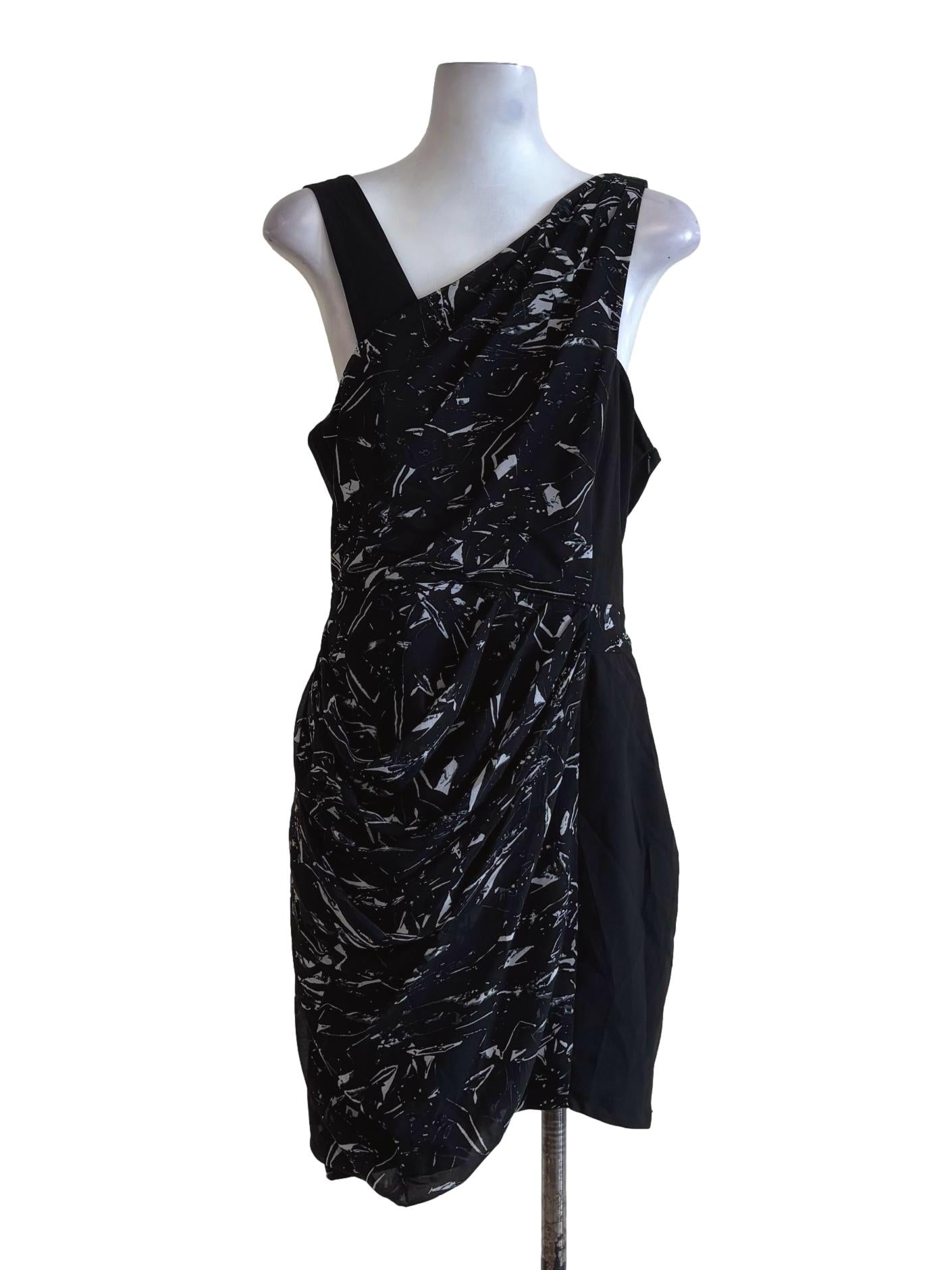 Black Sleeveless Printed Dress