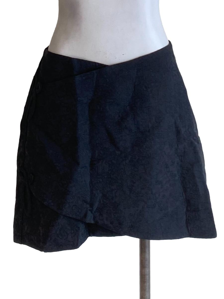 Matte Black Zipped Asymmetrical Mini Skirt