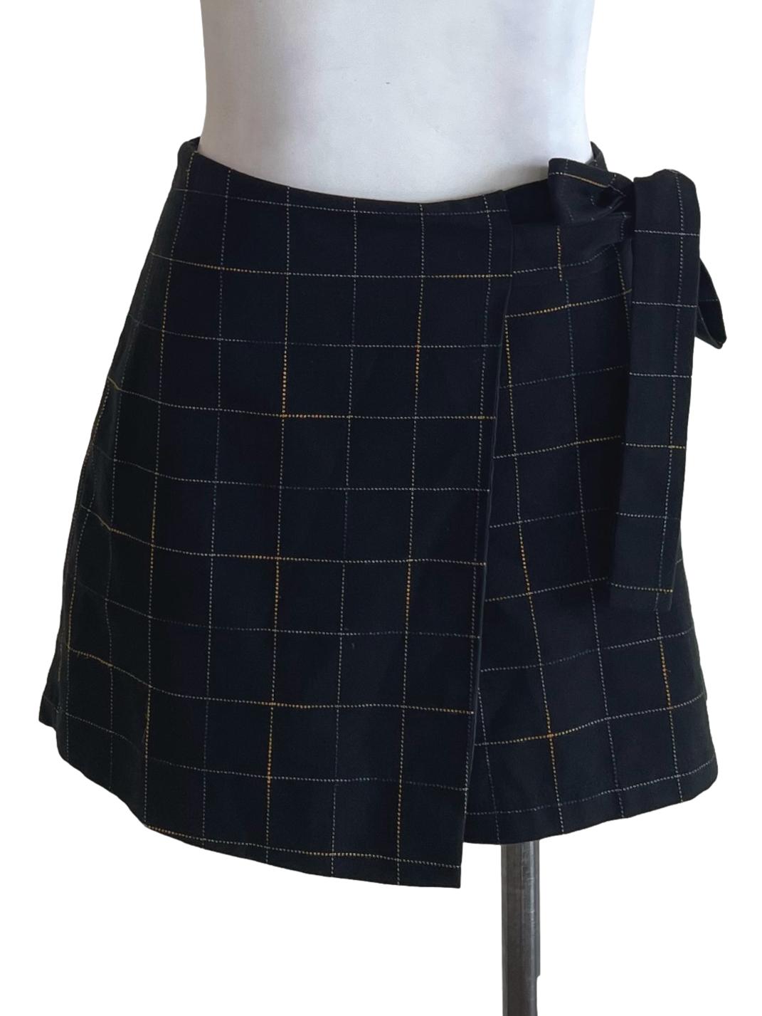 Black Windowpane Skorts