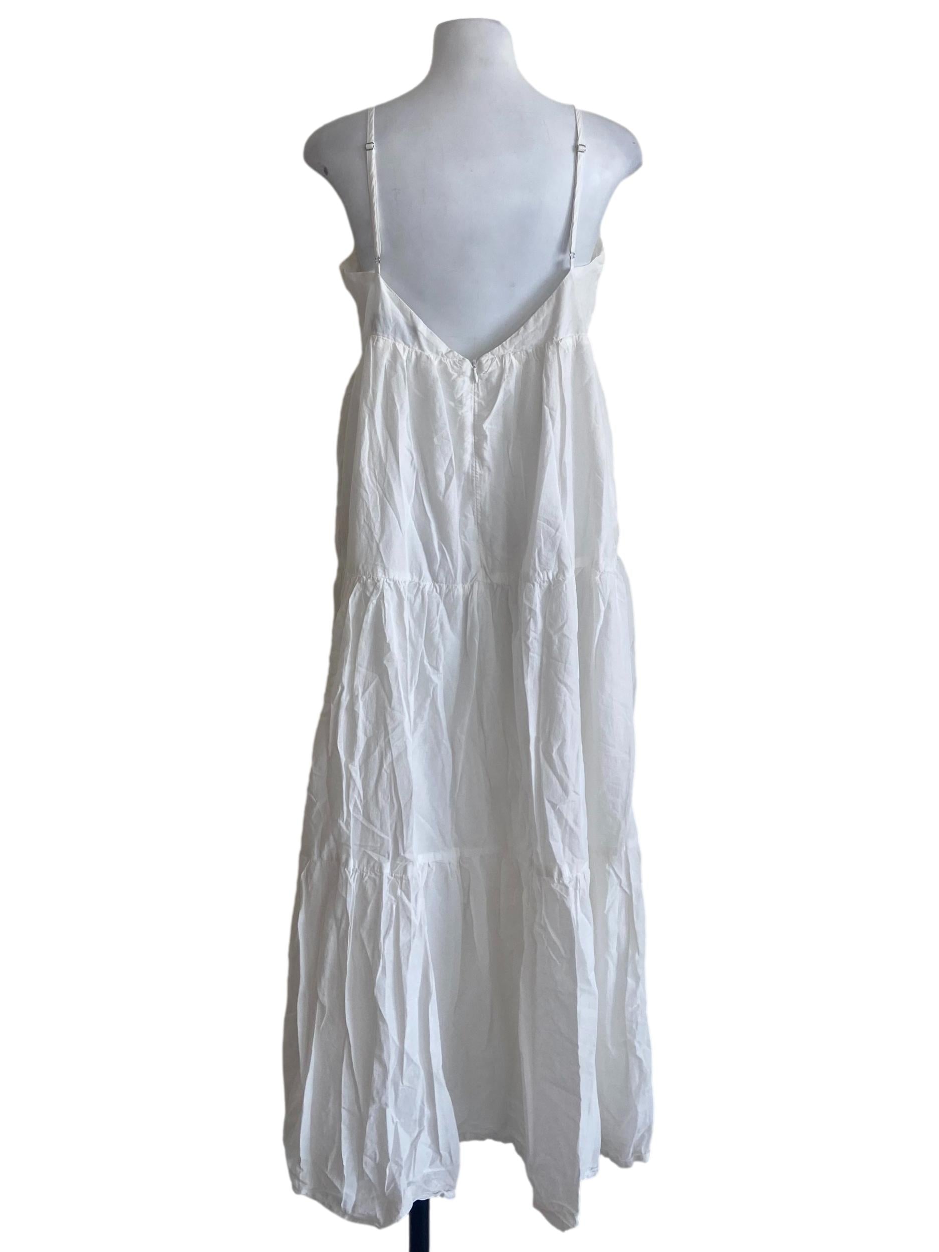 White Sleeveless Layered Dress