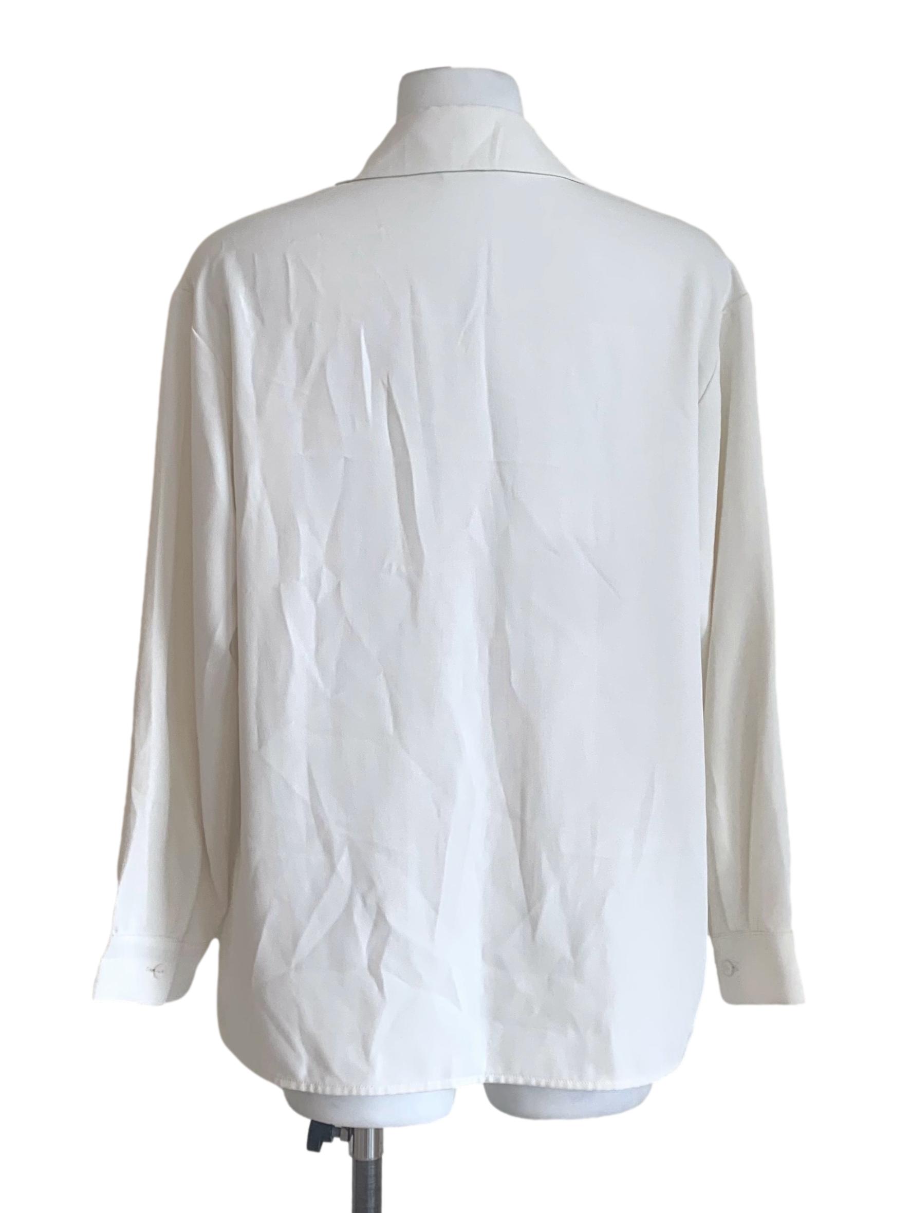 Daisy White Collared Top LB