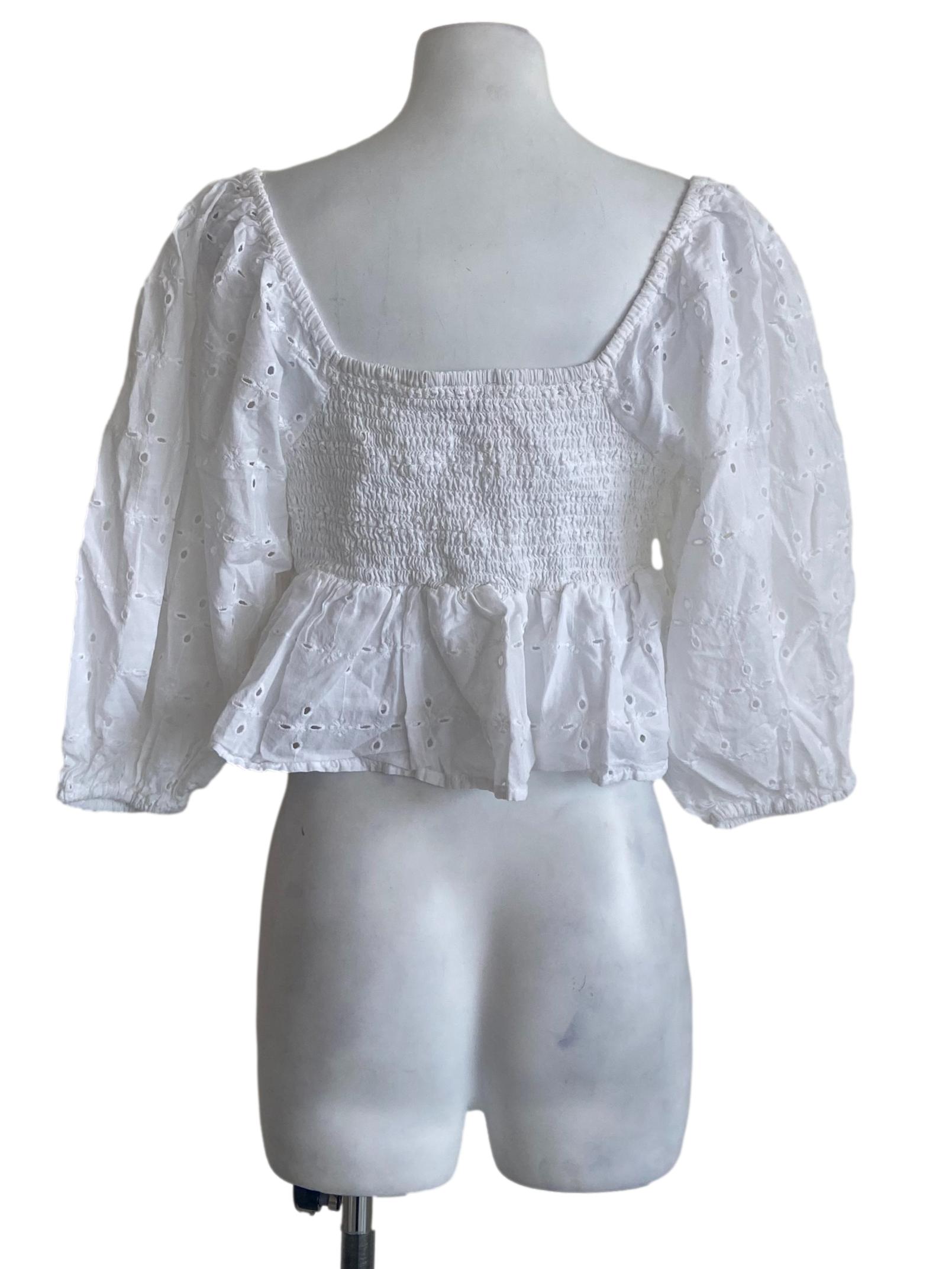 White Square Neck Embroidery Crop Blouse