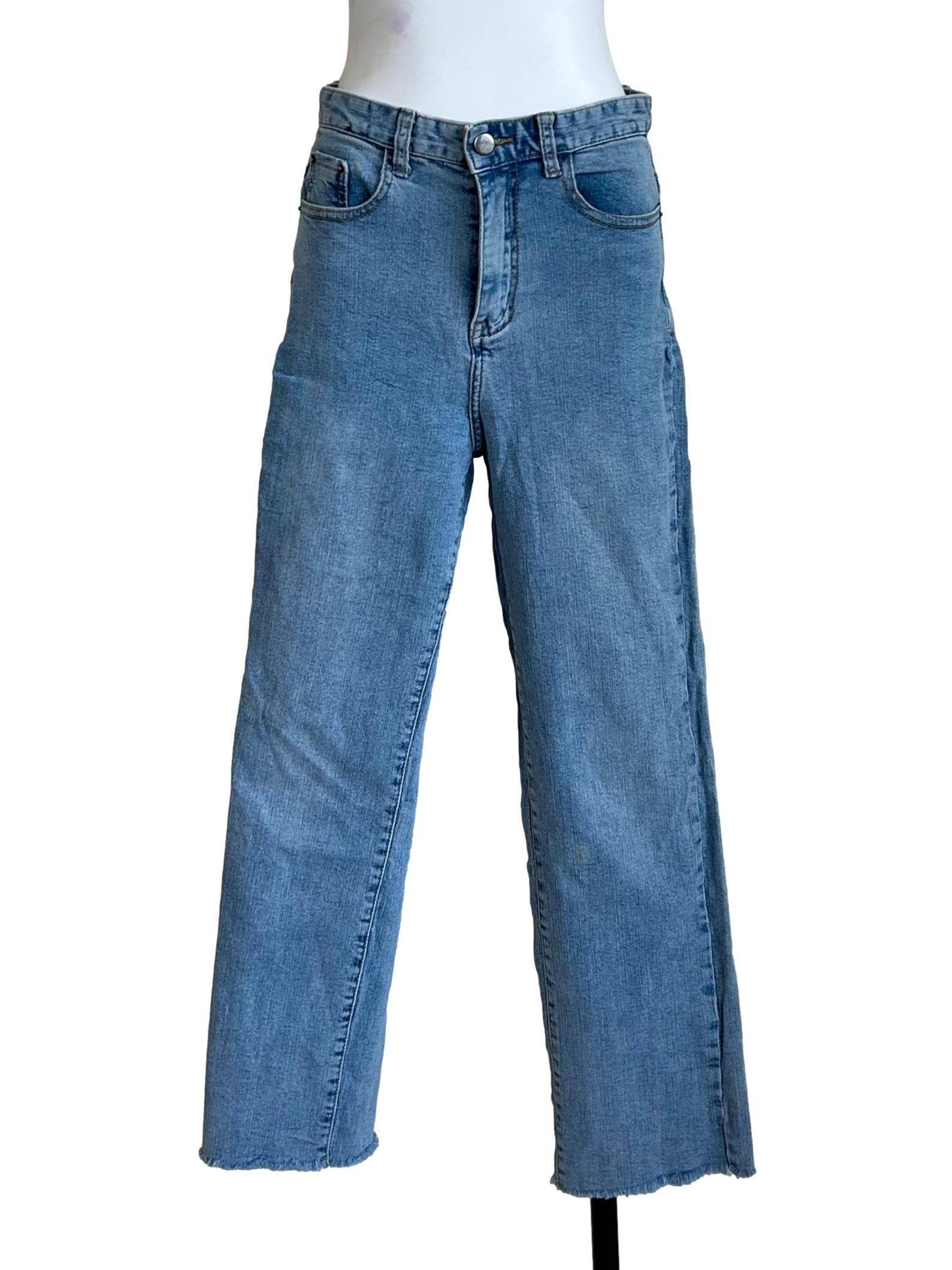 Light Wash Straight Leg Jeans TWL