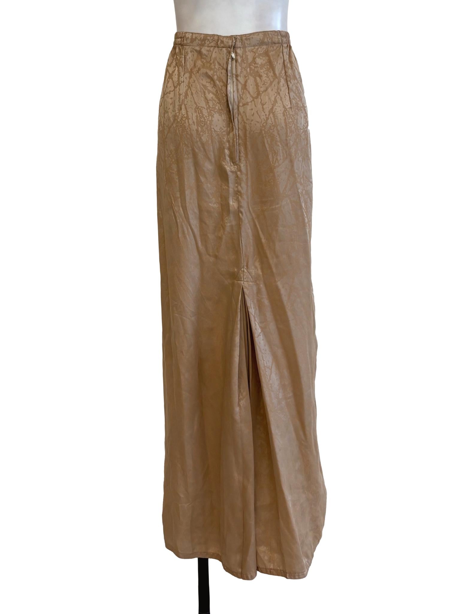 Tan Marble Back Pleated Skirt