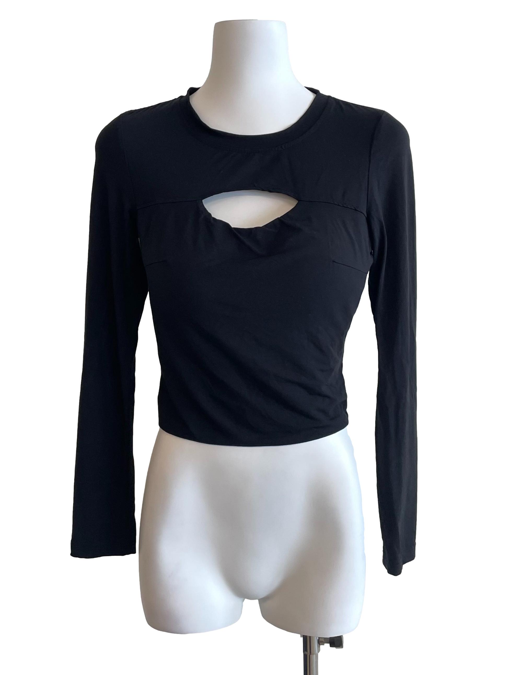 Black Hollow Chest Long Sleevestop