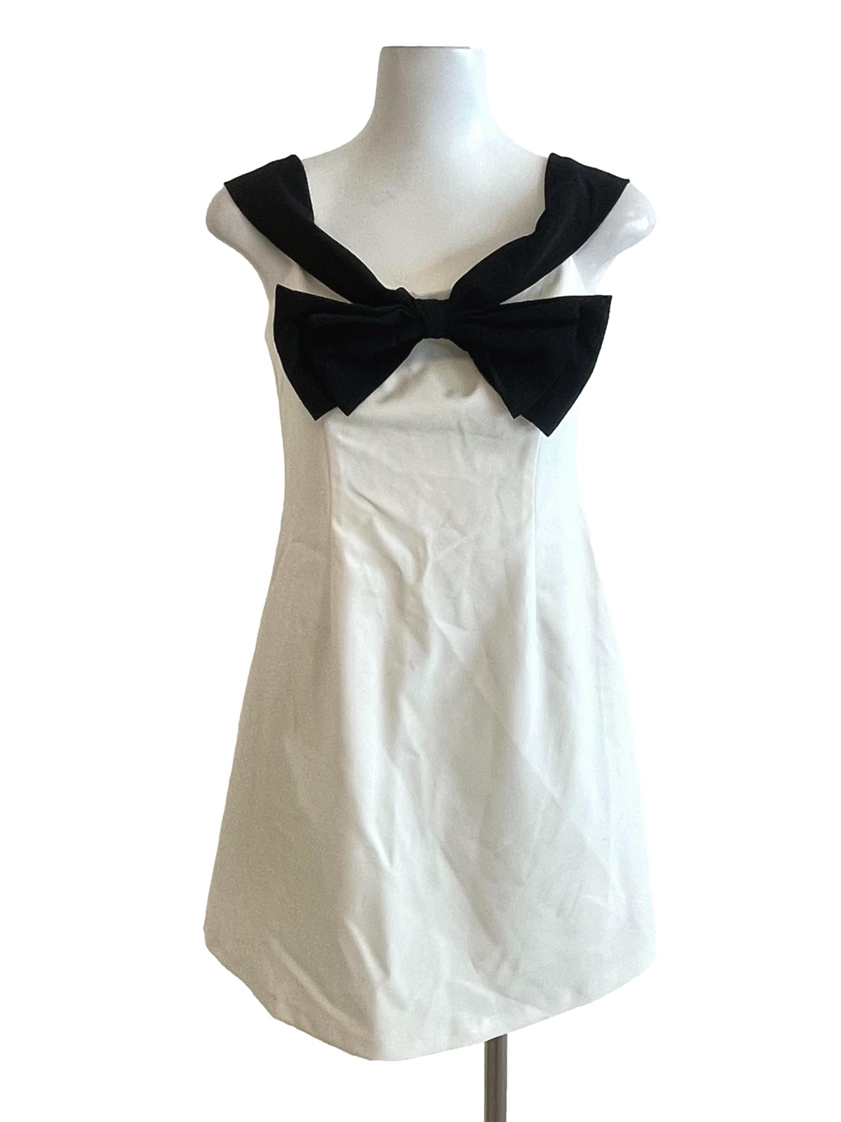 White Black Bow Notched Strap Dress