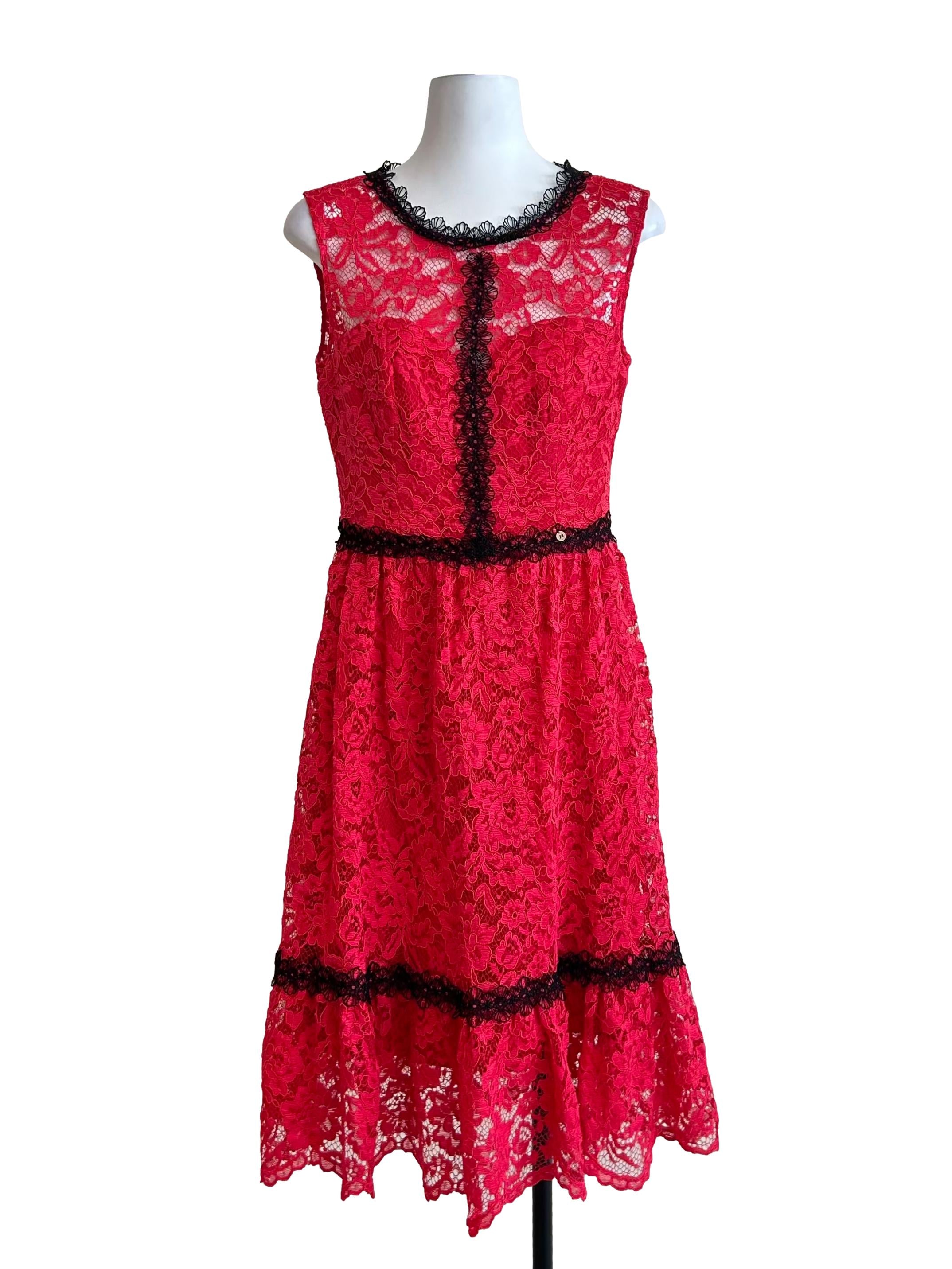 Red And Black Lace Sleeveless Dress
