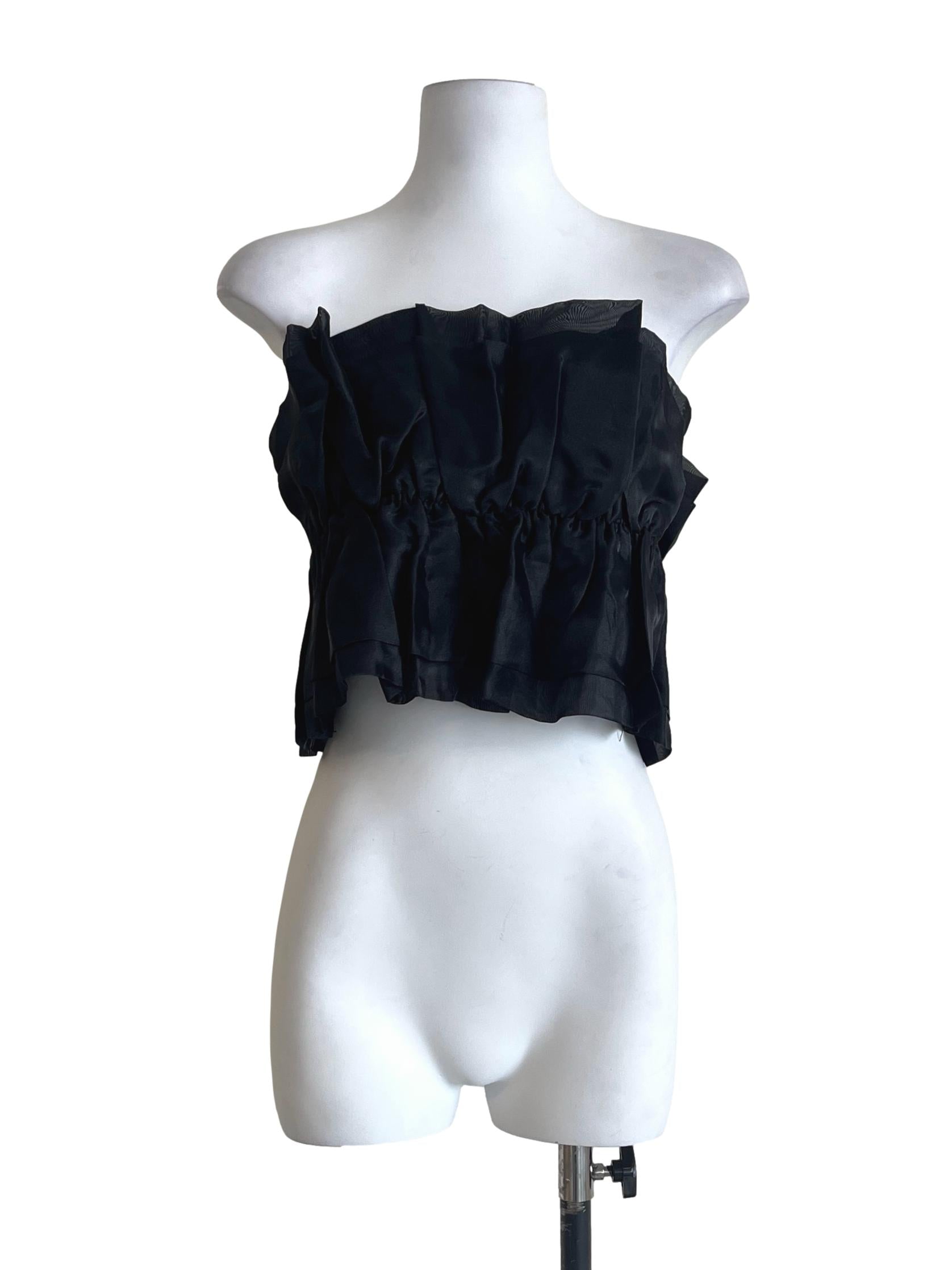Pitch Black Strapless Sleeveless Top
