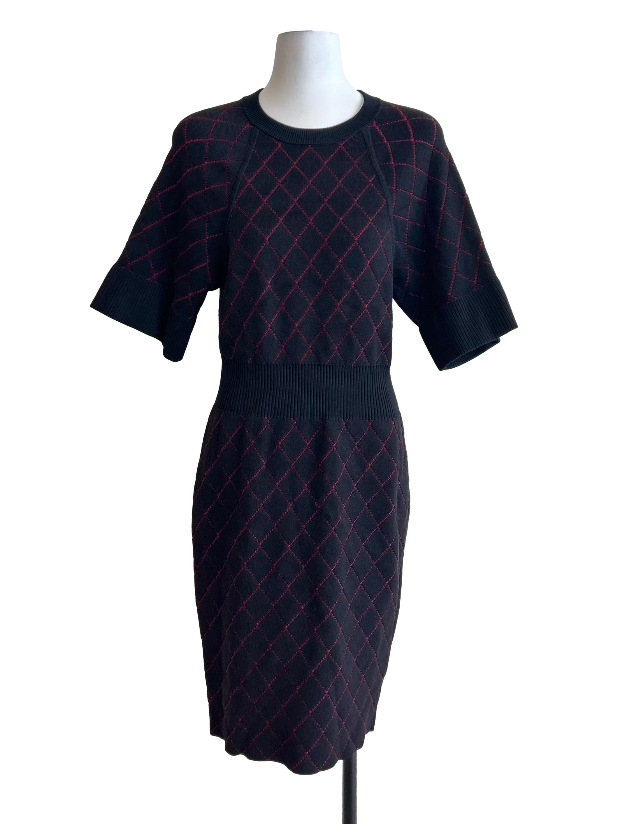 Black And Red Knit Short-Sleeve Dress