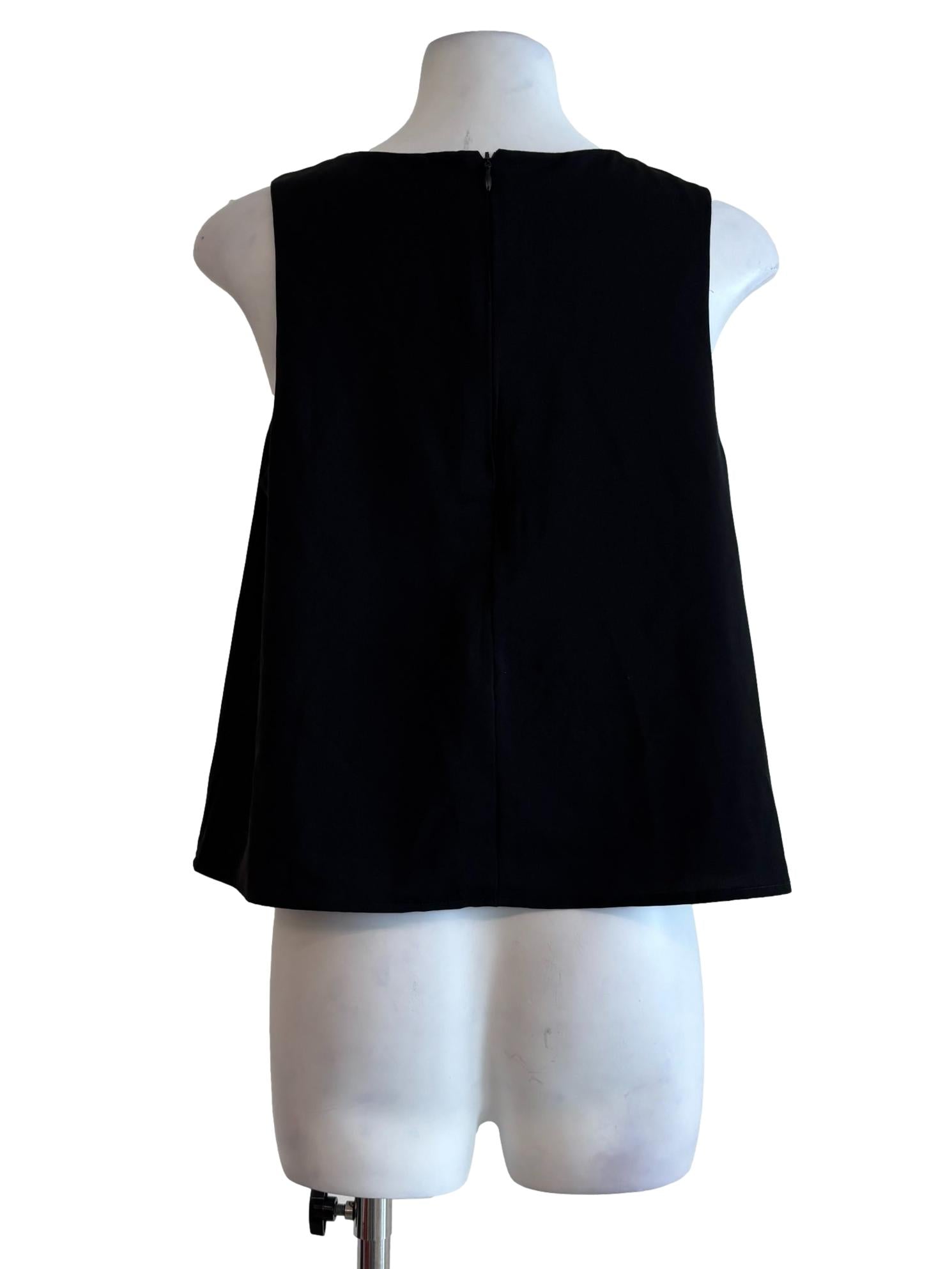 Black Round Neck Sleeveless Top