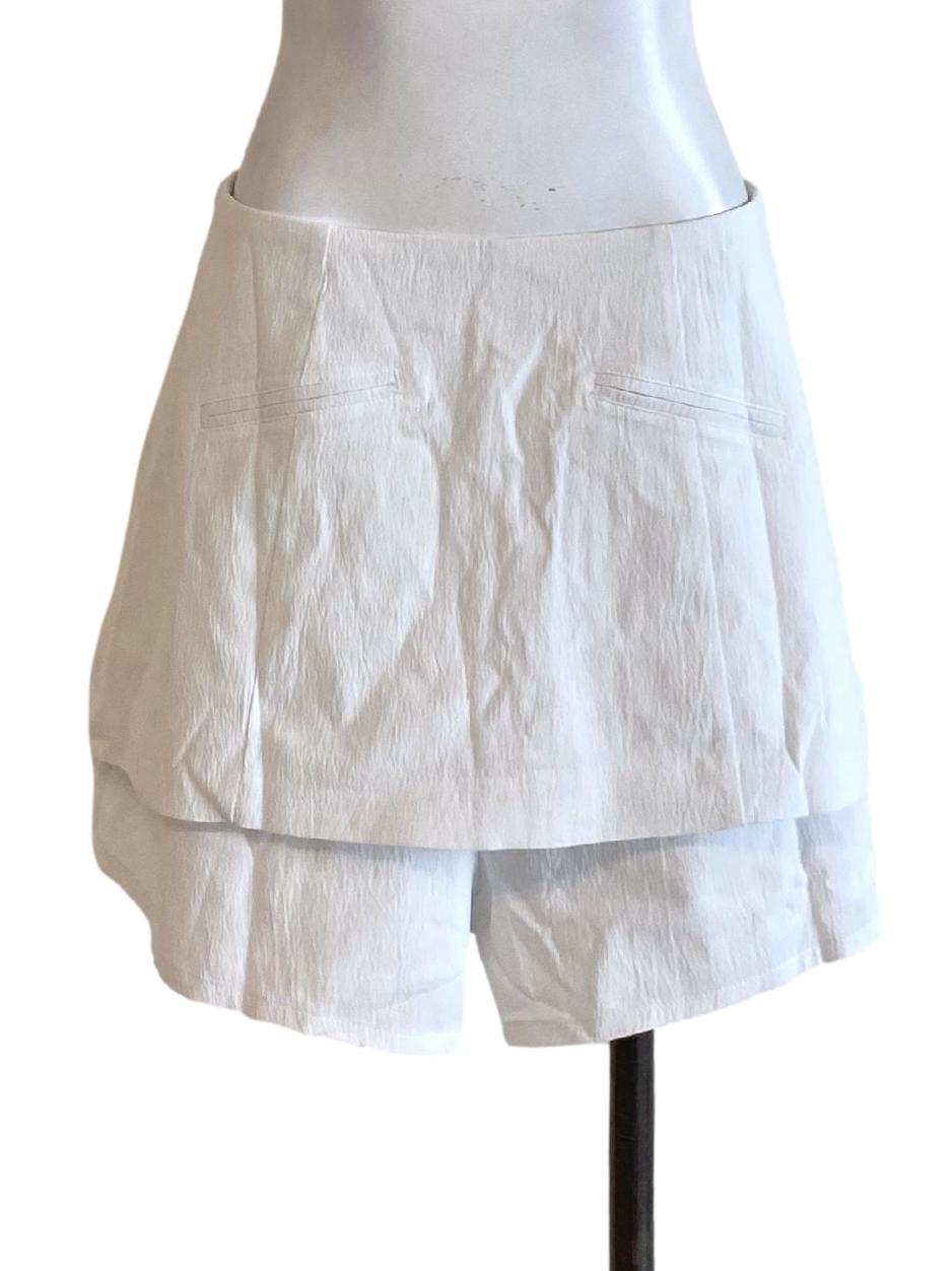 True White Sharkskin Zip Up Cape Mini Skort YHF