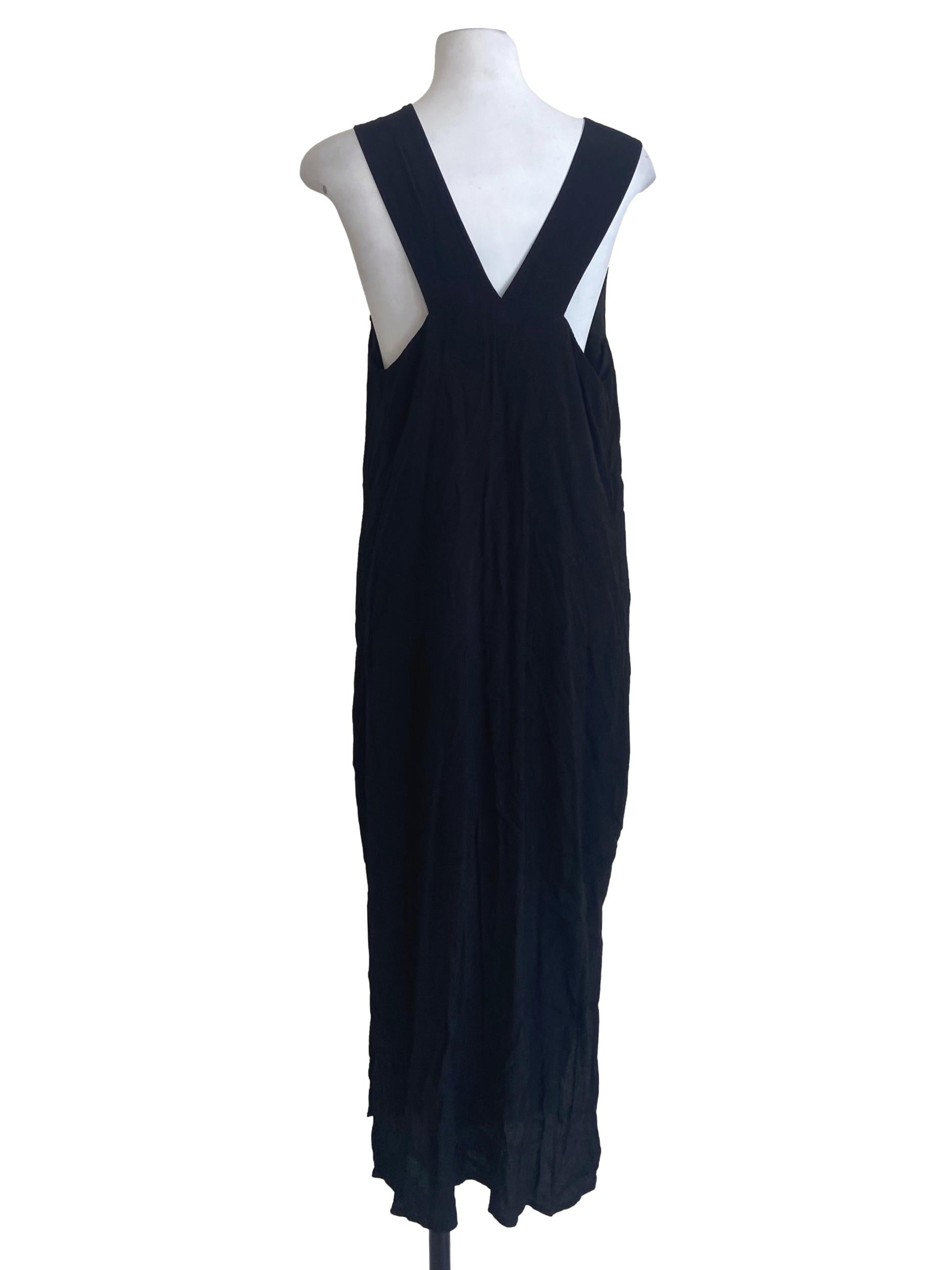 Black Sleeveless Slit Shift Dress