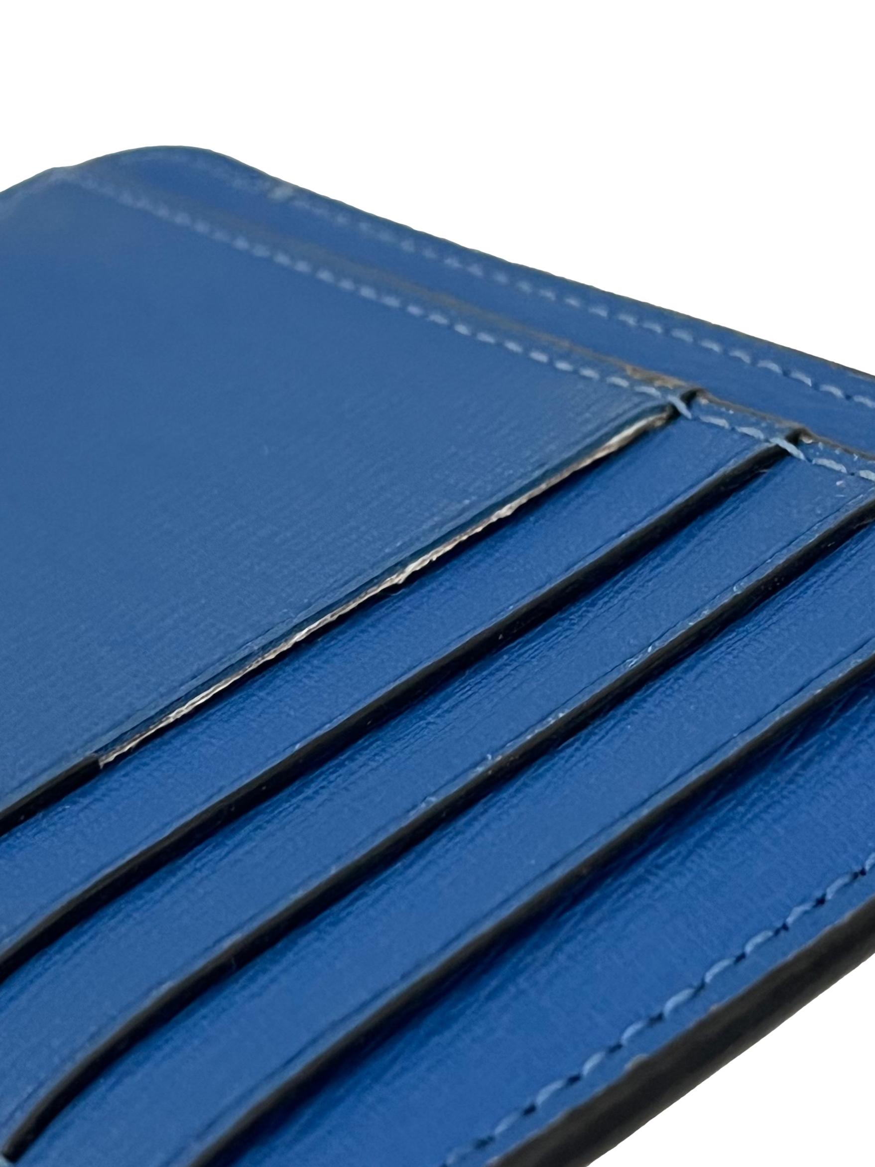 Blue Arctic Friends Medium L-Zip Card Holder
