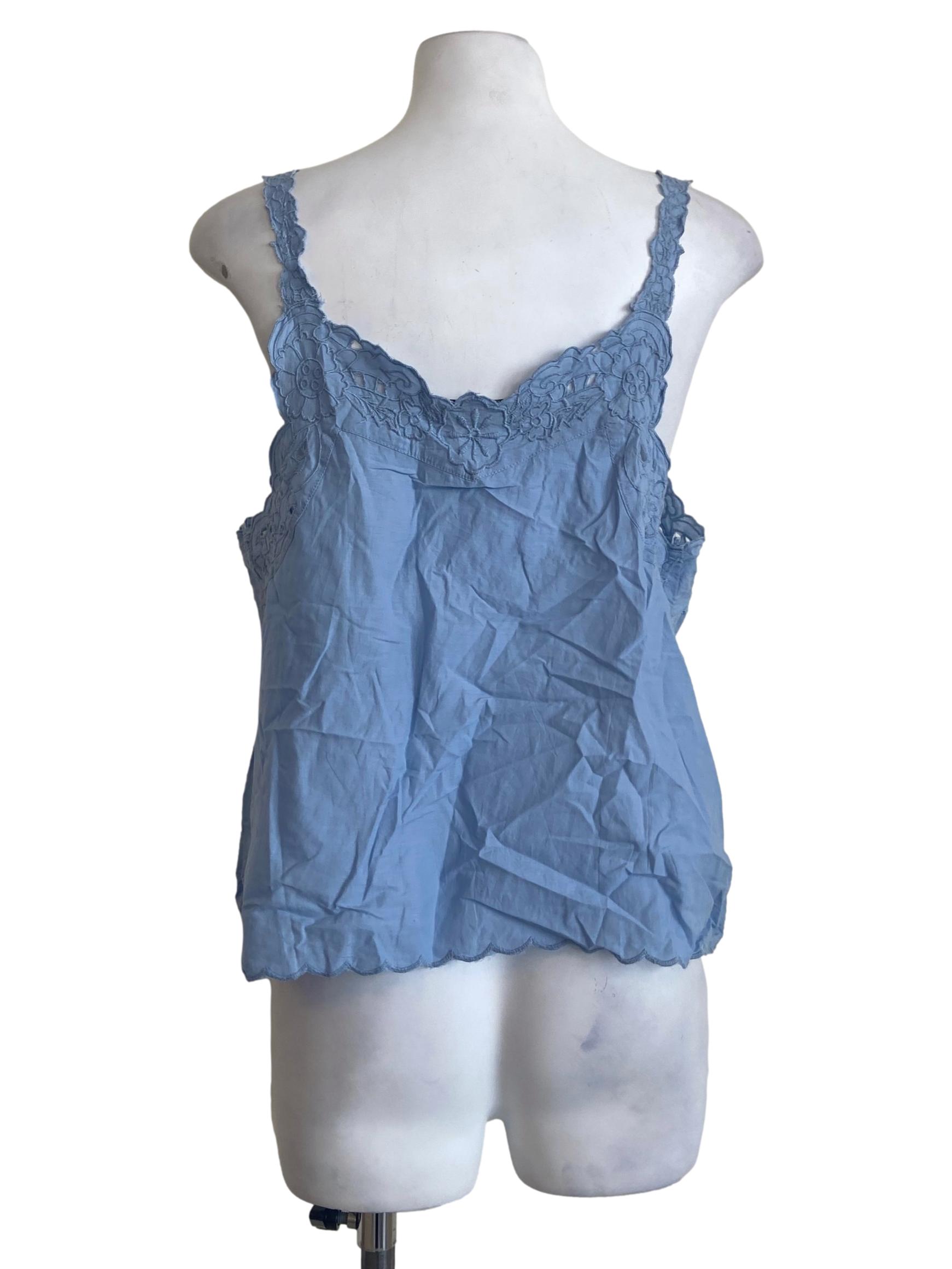Blue Floral Embroidery Button-Down Sleeveless Top