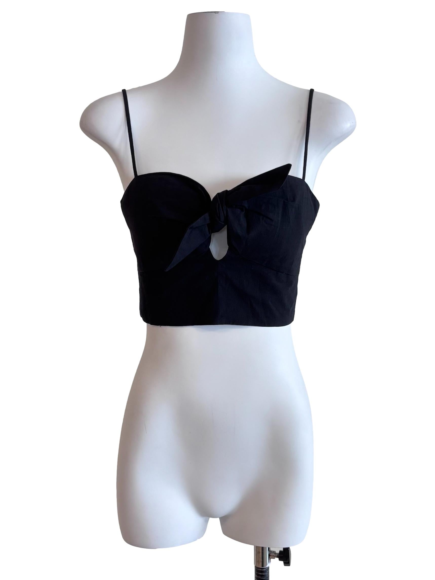 Black Knot Front Crop Top