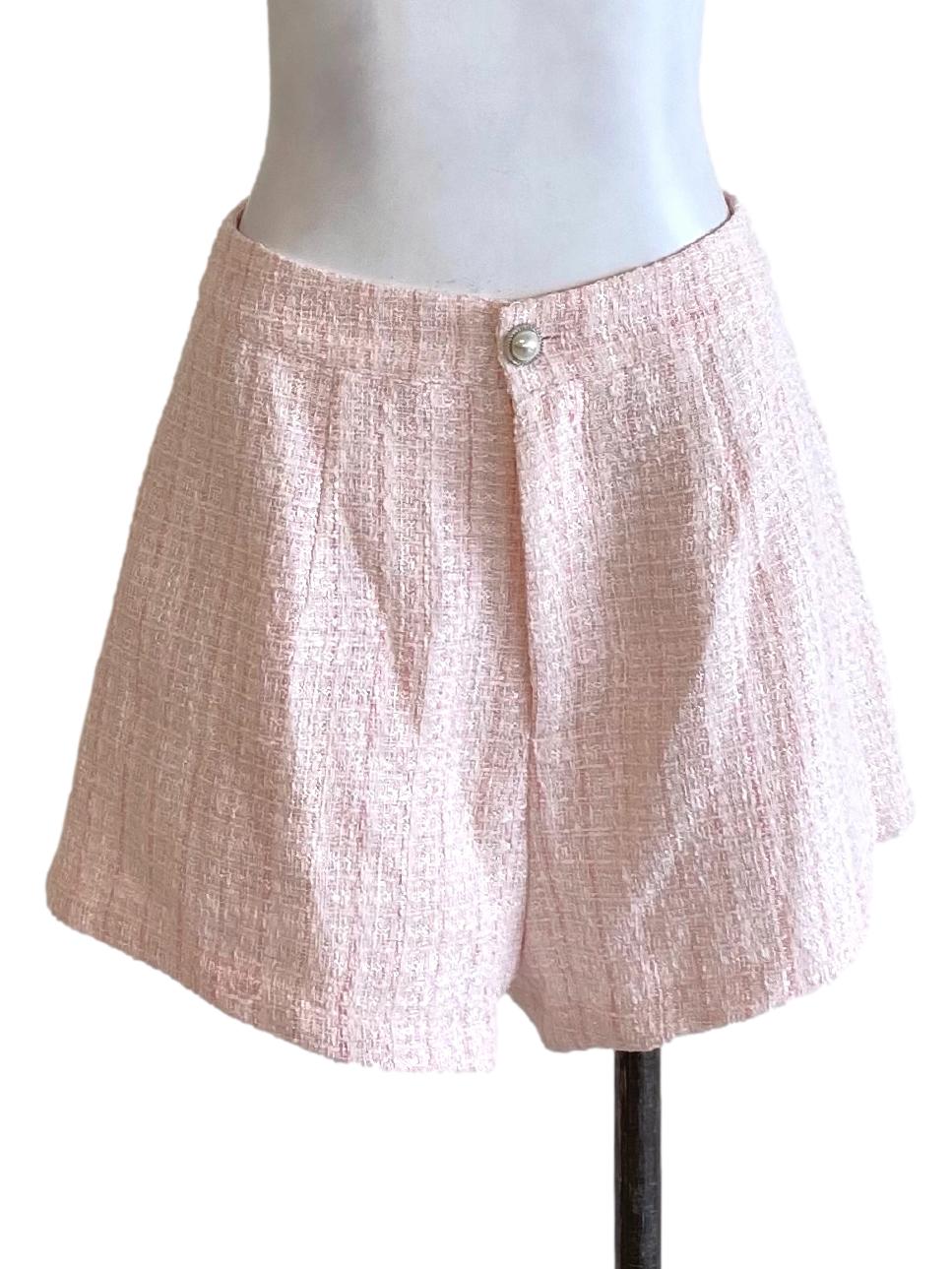 Crepe Pink Buttoned Waist Tweed Regular Shorts