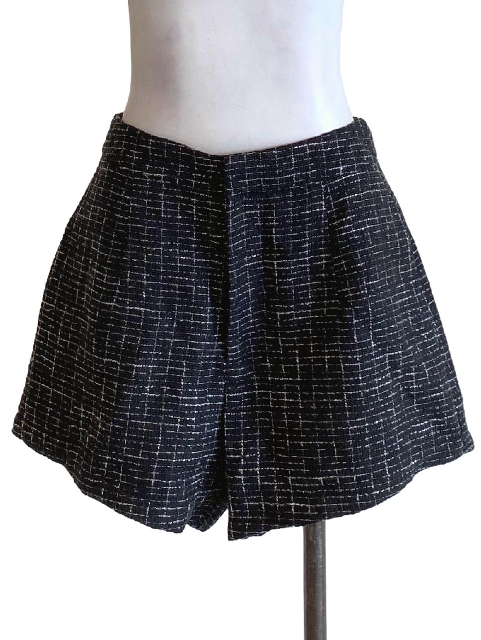 Matte Black Boucle Regular Loose Tweed Shorts