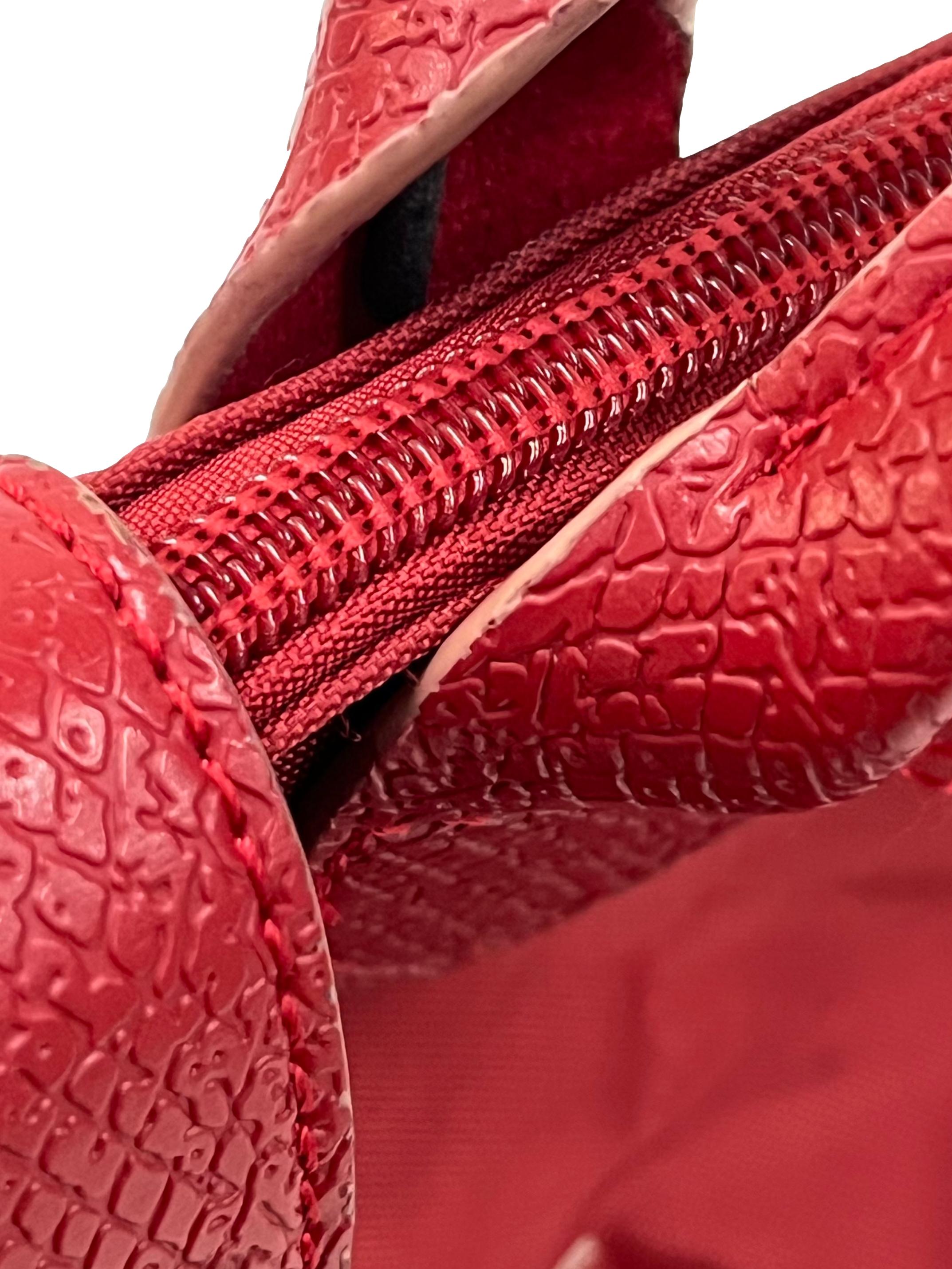 Red Small Le Pliage Club Shoulder Bag