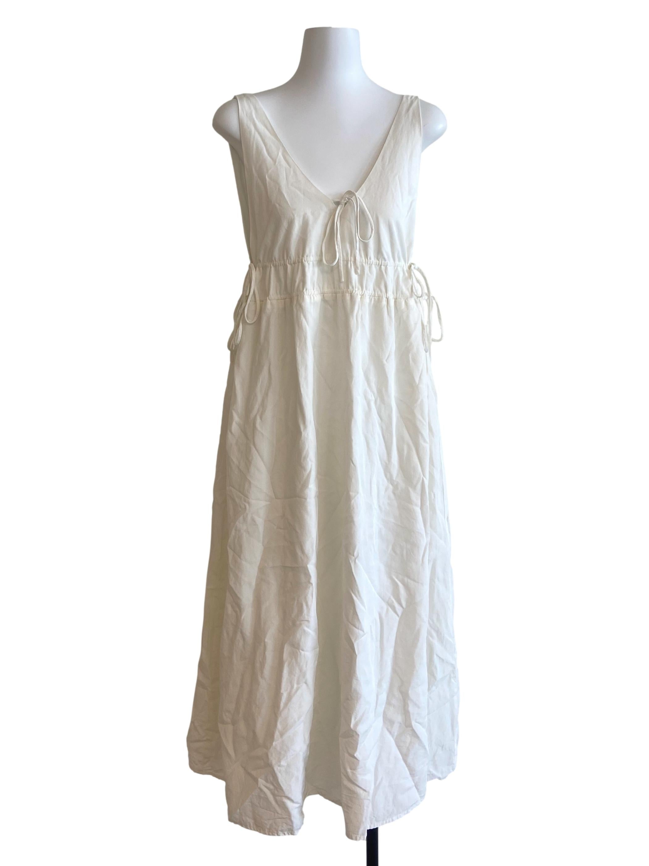 White Twill V-Neck A-Line Dress TEM