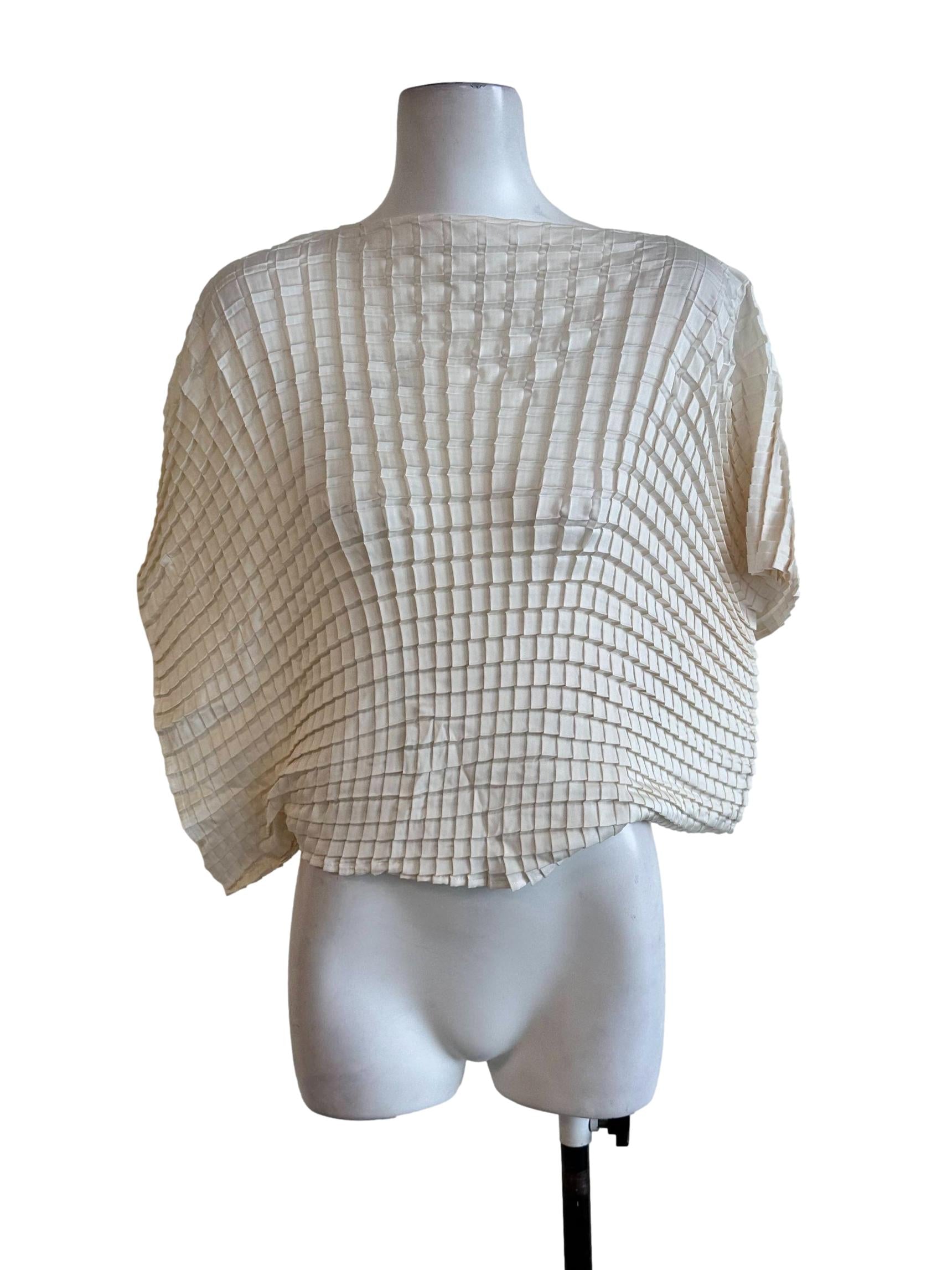 Off White Textured Pattern Top