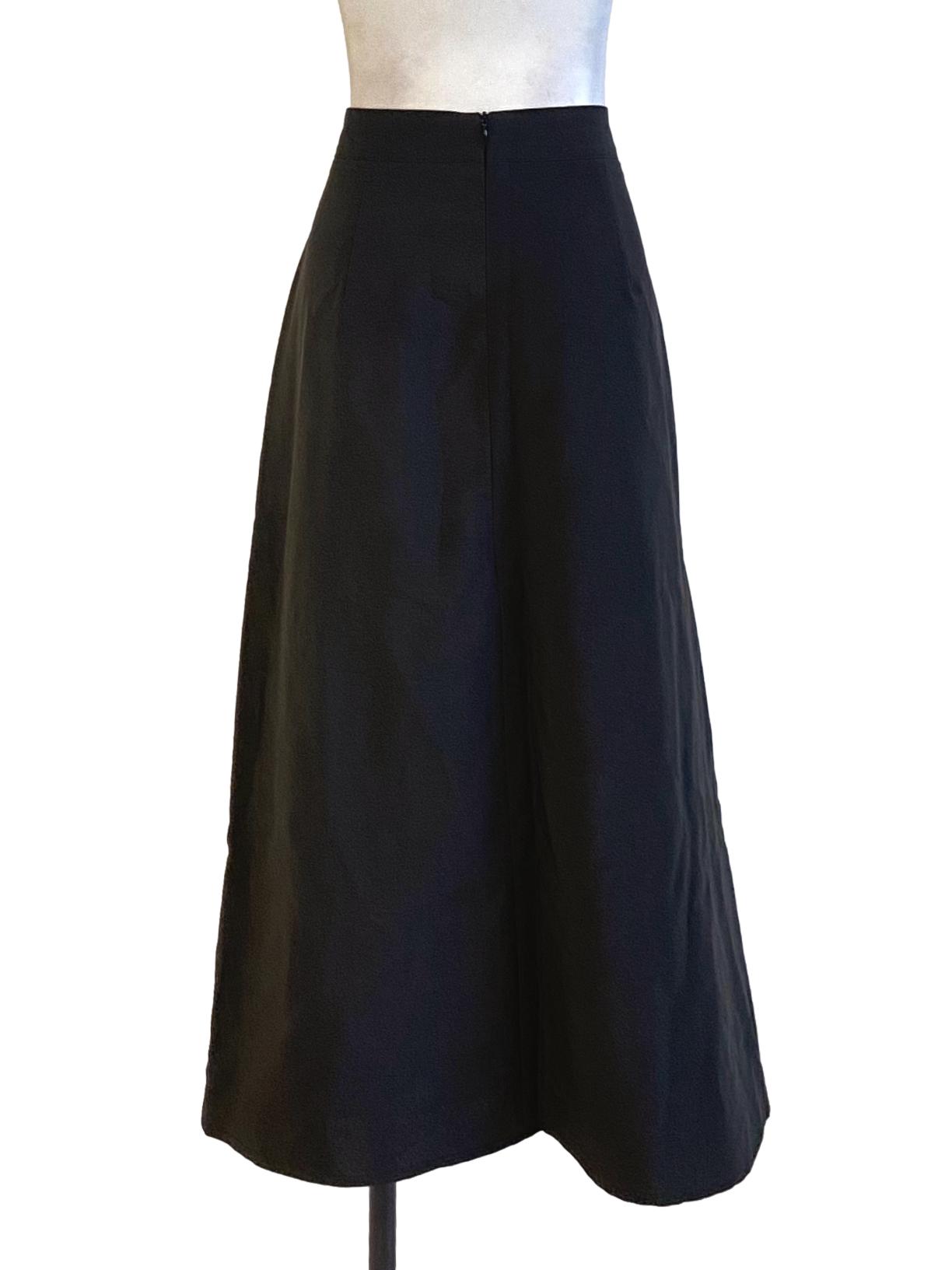 True Black Regular Loose Long A-Line Skirt