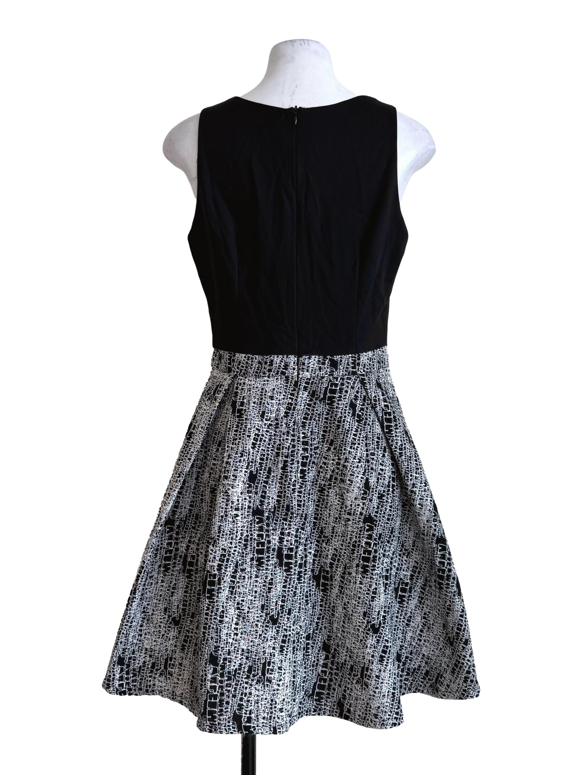 Ink Black Bottom Prints V Neck Empire Dress