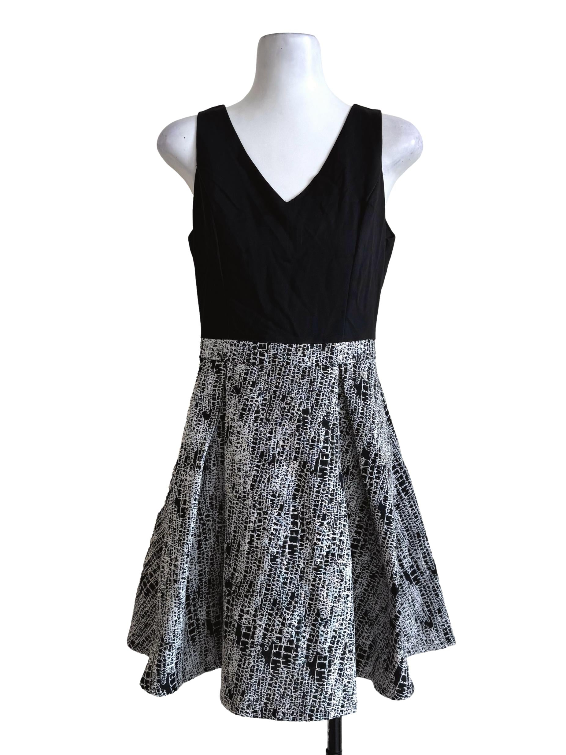 Ink Black Bottom Prints V Neck Empire Dress