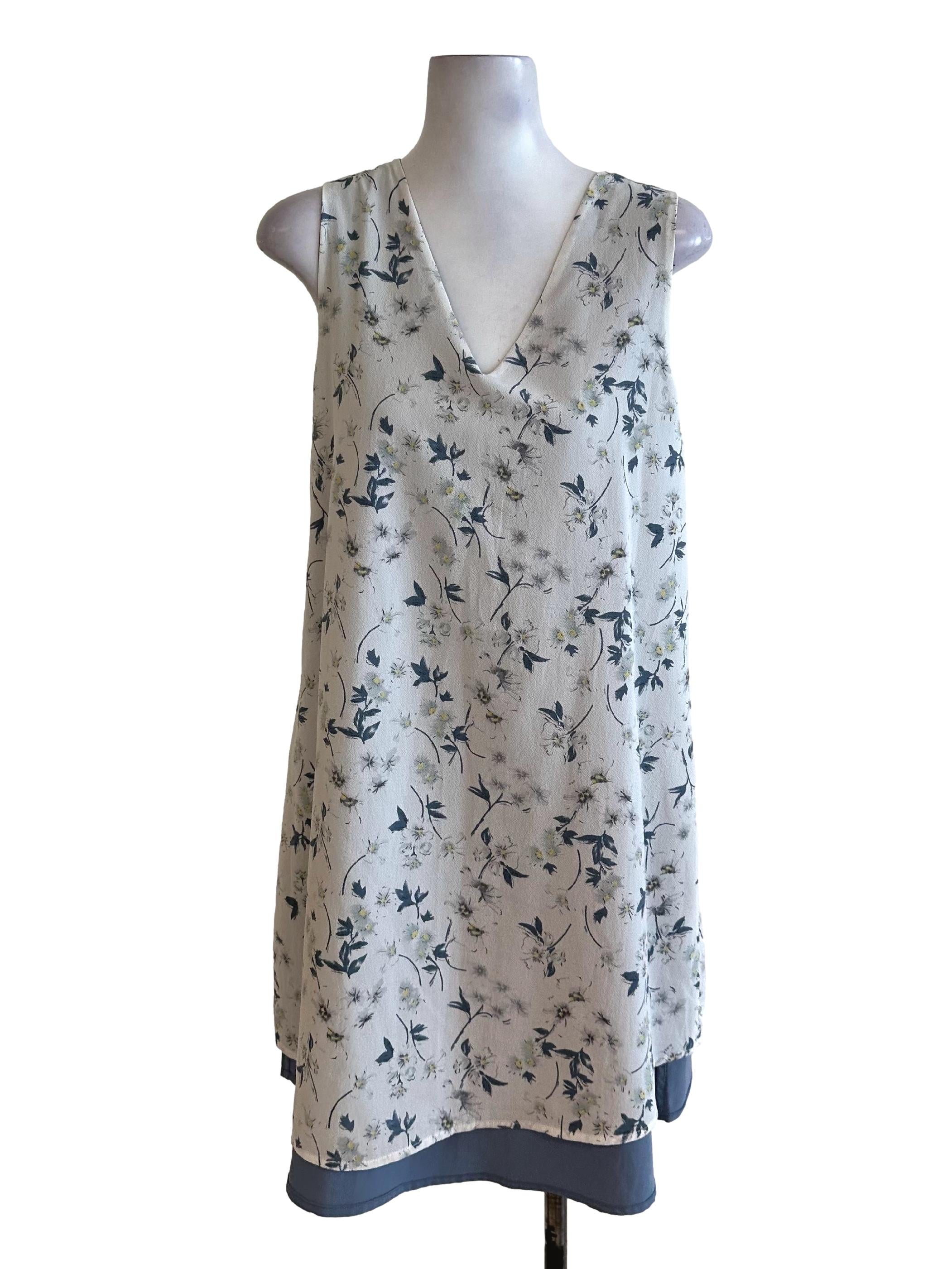 Pale Grey Pattern V Neck Dress