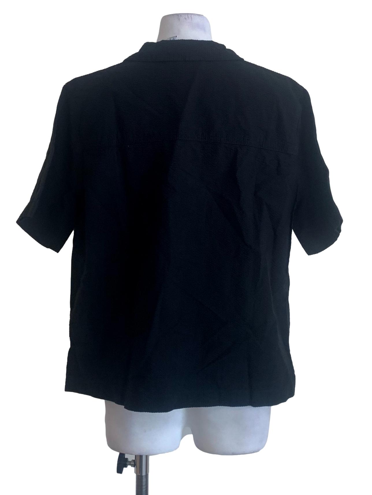 Black Collared Short Sleeve Top