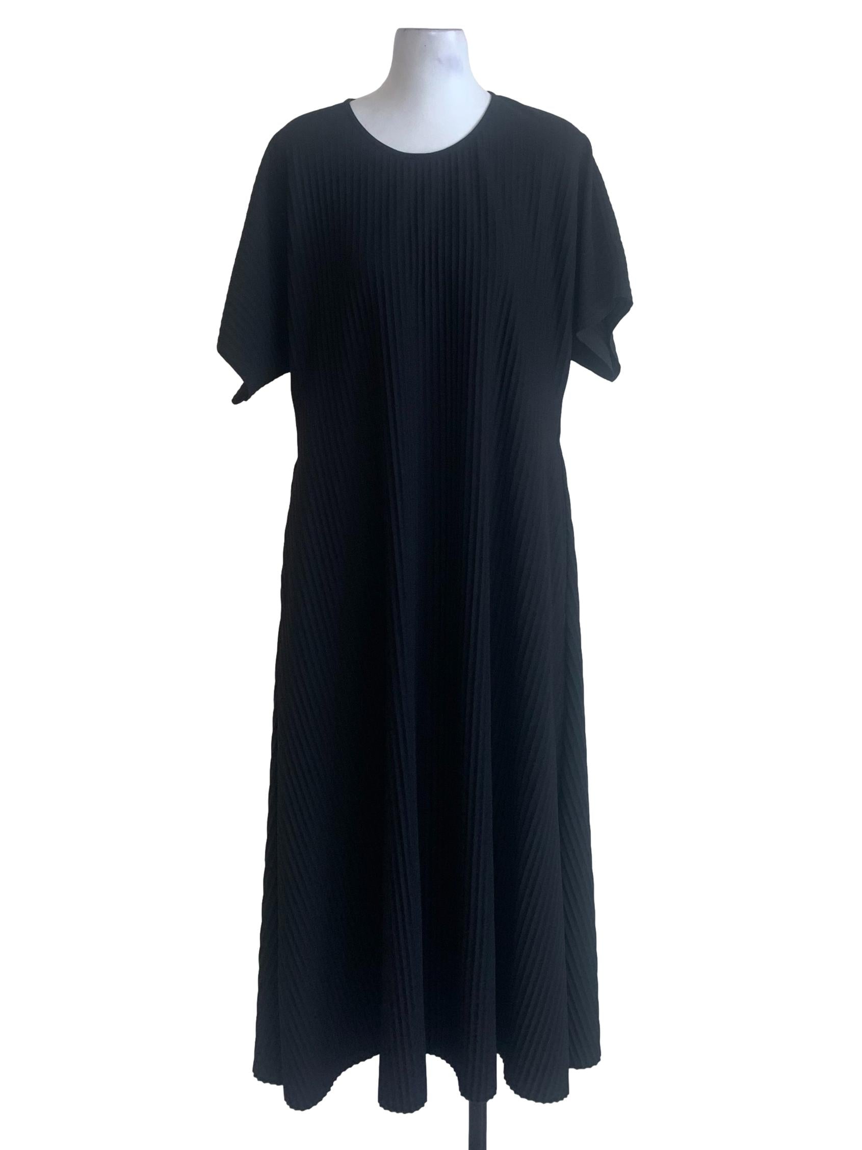 Black Round Neck Shirt Dress