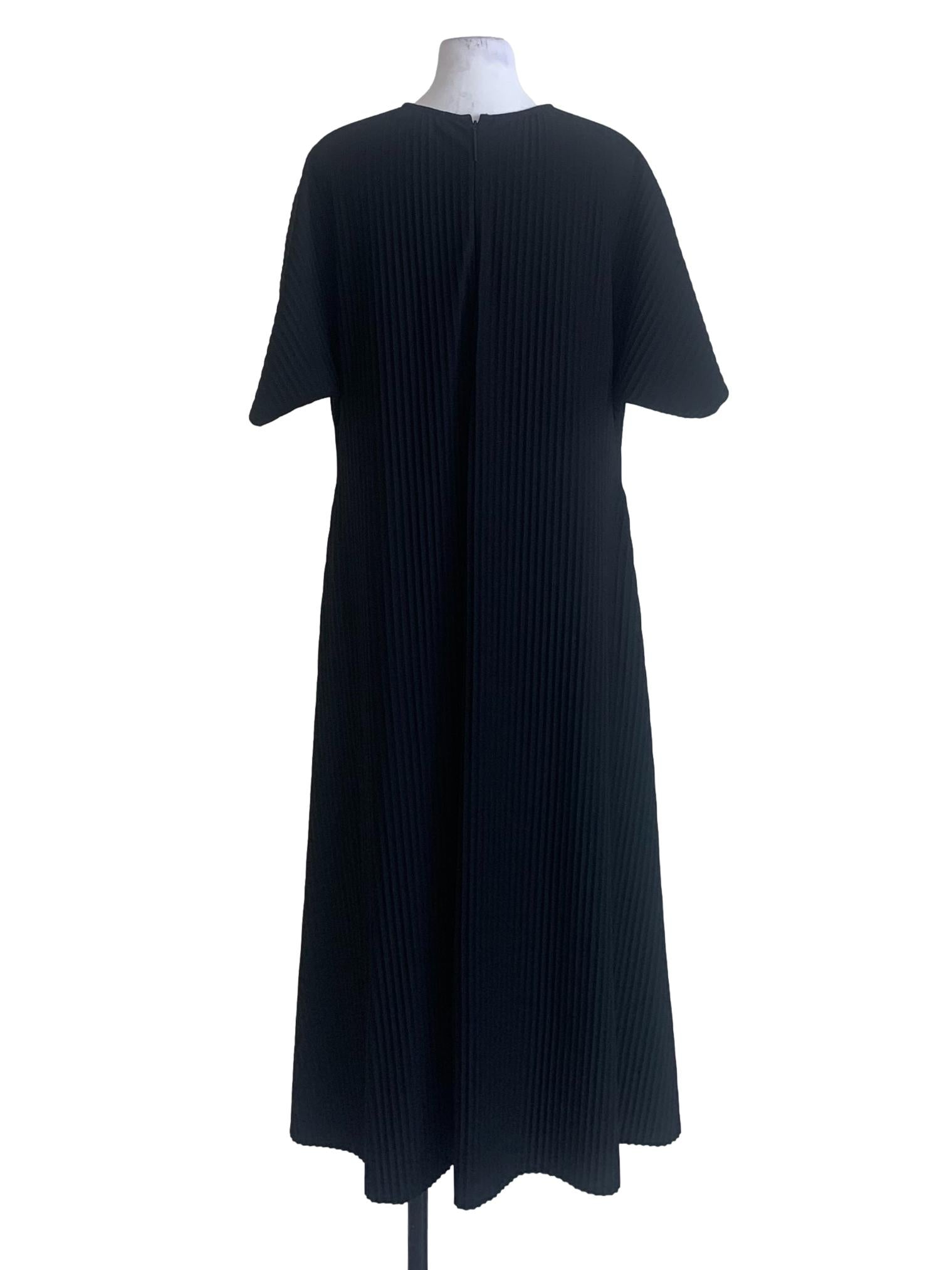 Black Round Neck Shirt Dress