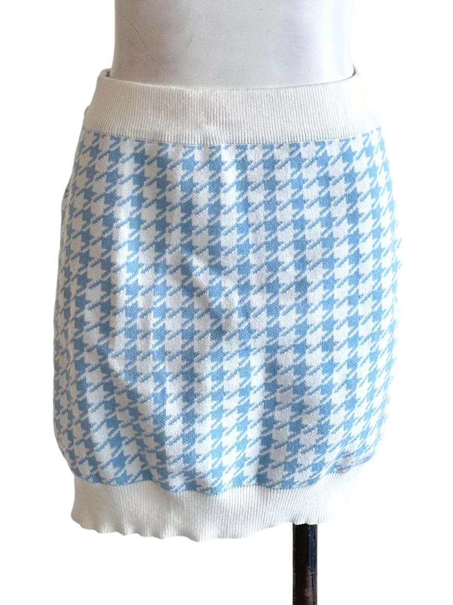 White Houndstooth Pattern Skirt