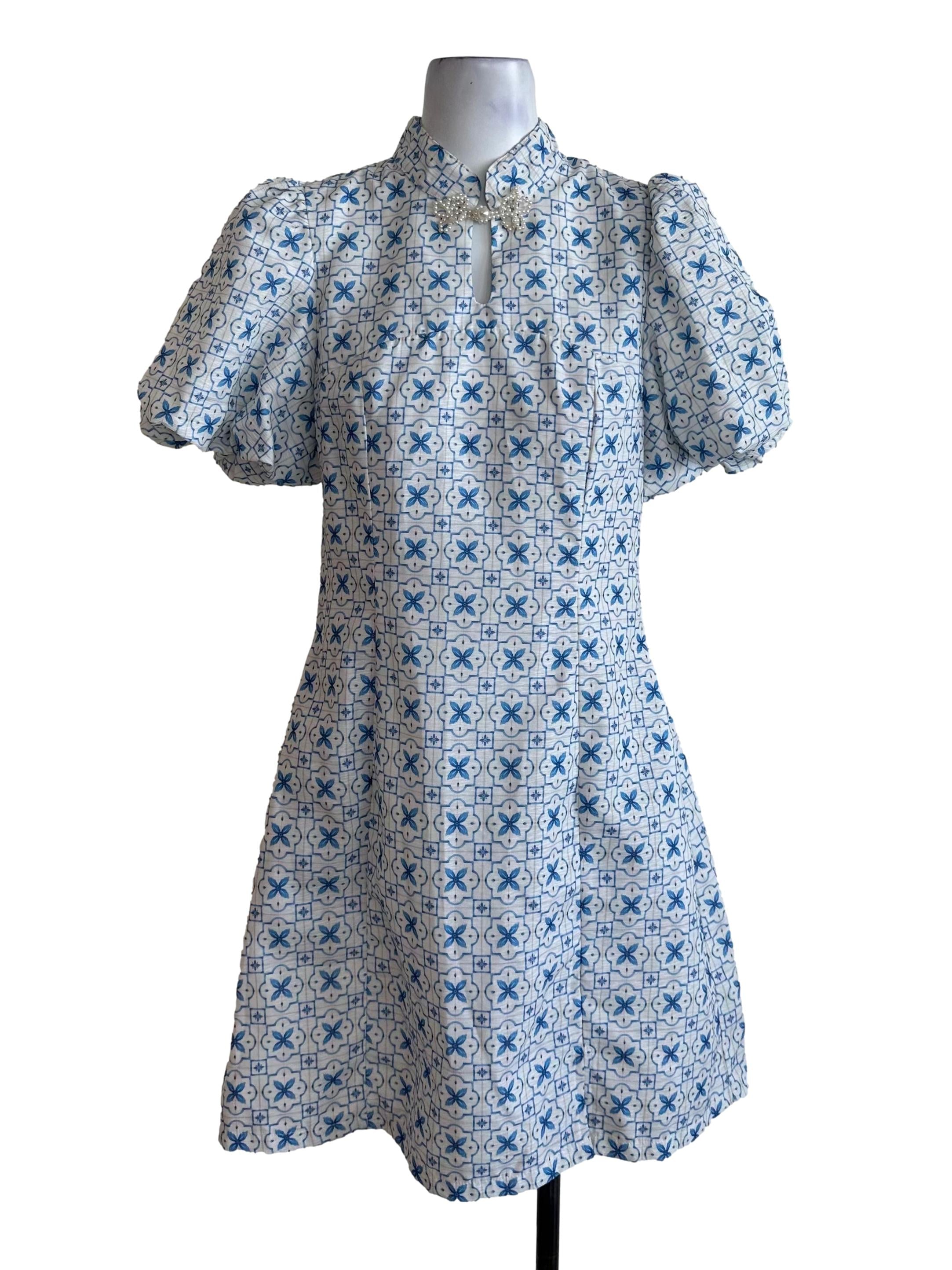 Blue White Pattern Mandarin Dress