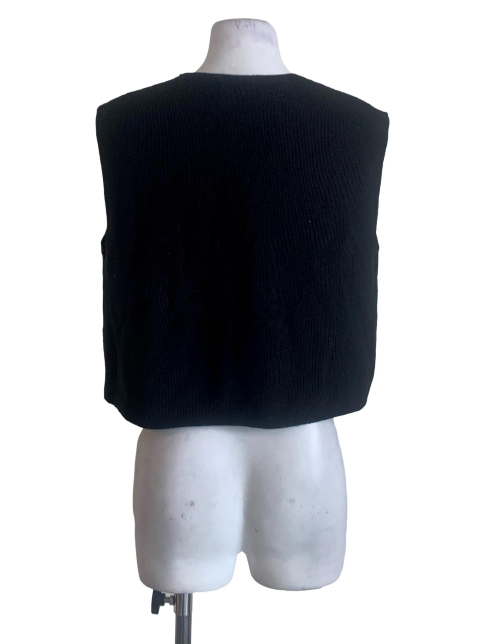 Black Round Neck Vest