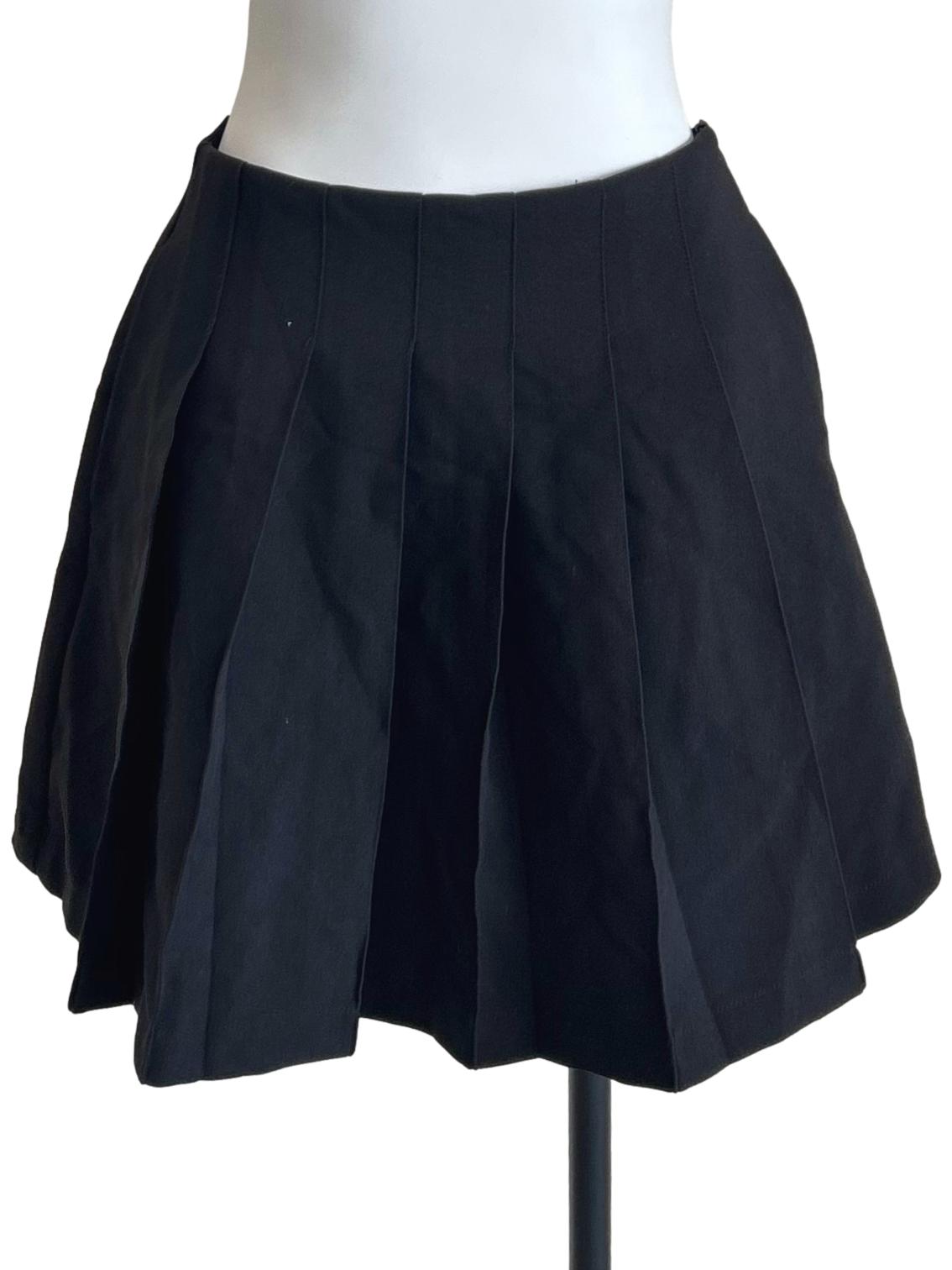 Black Classic Pleated Mini Skorts