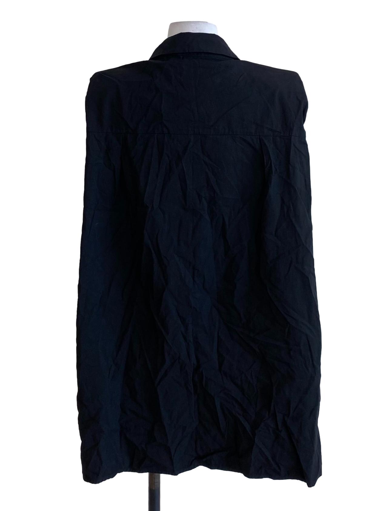 Rich Black Collared Buttoned Down Sleeveless Square Top