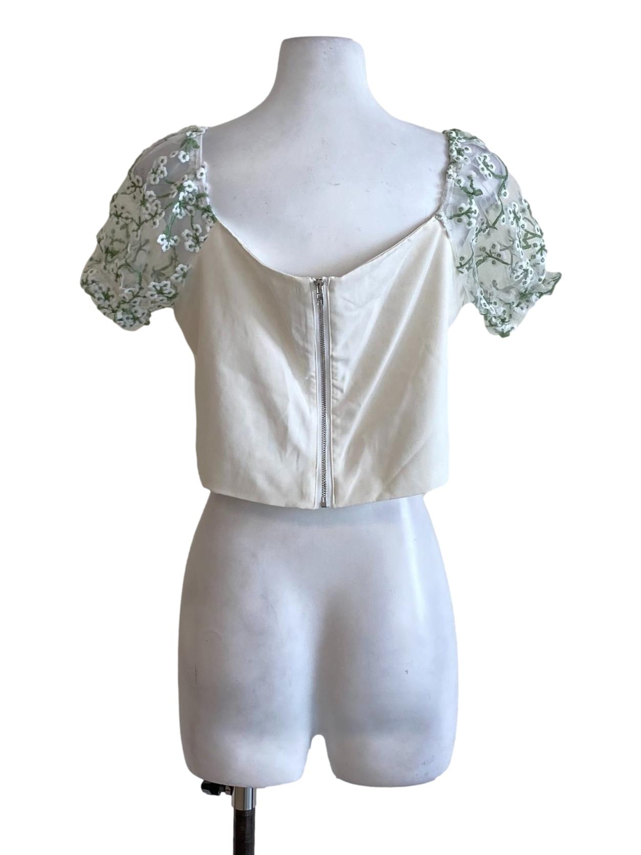 Cream White Floral Mesh Sleeve Sweetheart Cropped Top